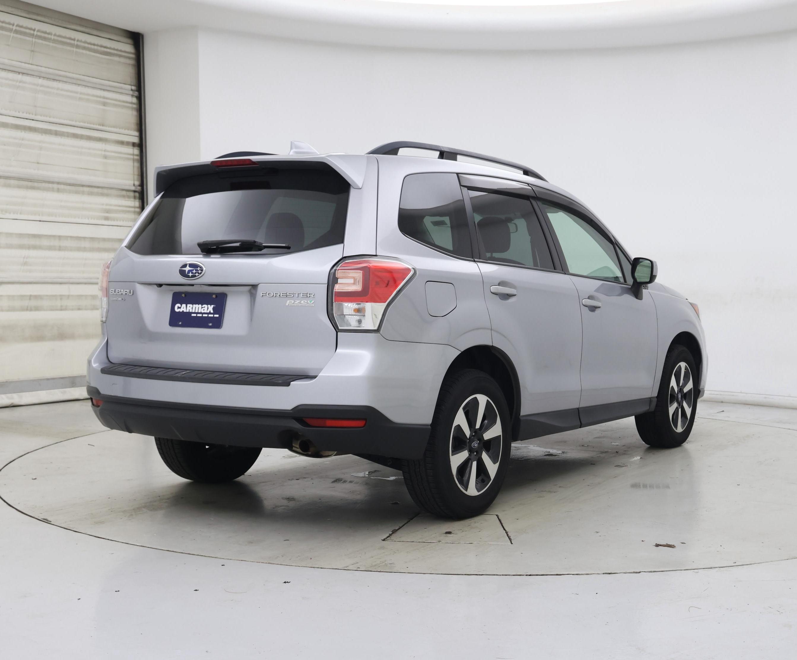 Thumbnail: 2017 Subaru Forester - 8