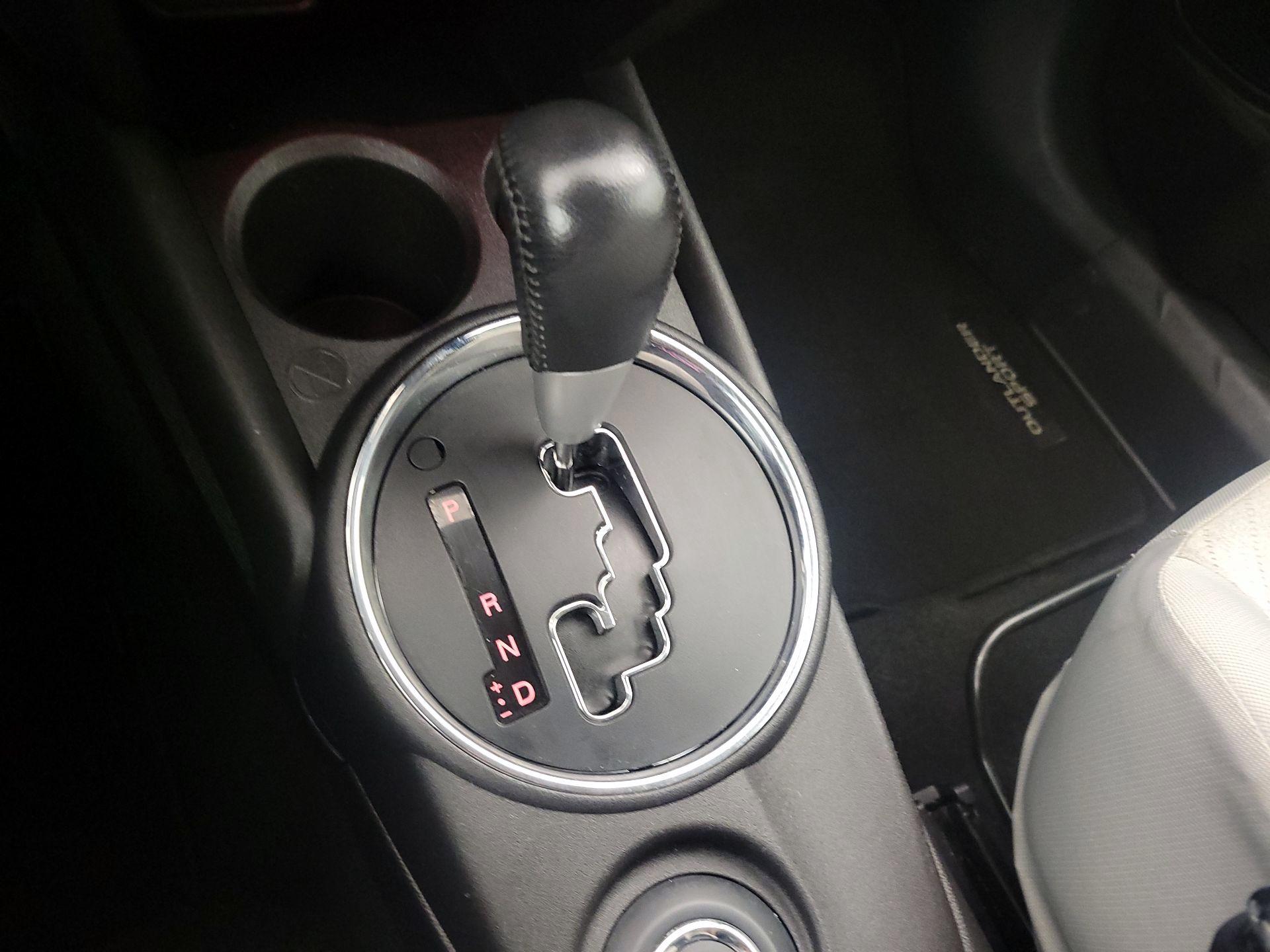 Thumbnail: 2015 Mitsubishi Outlander Sport - 17