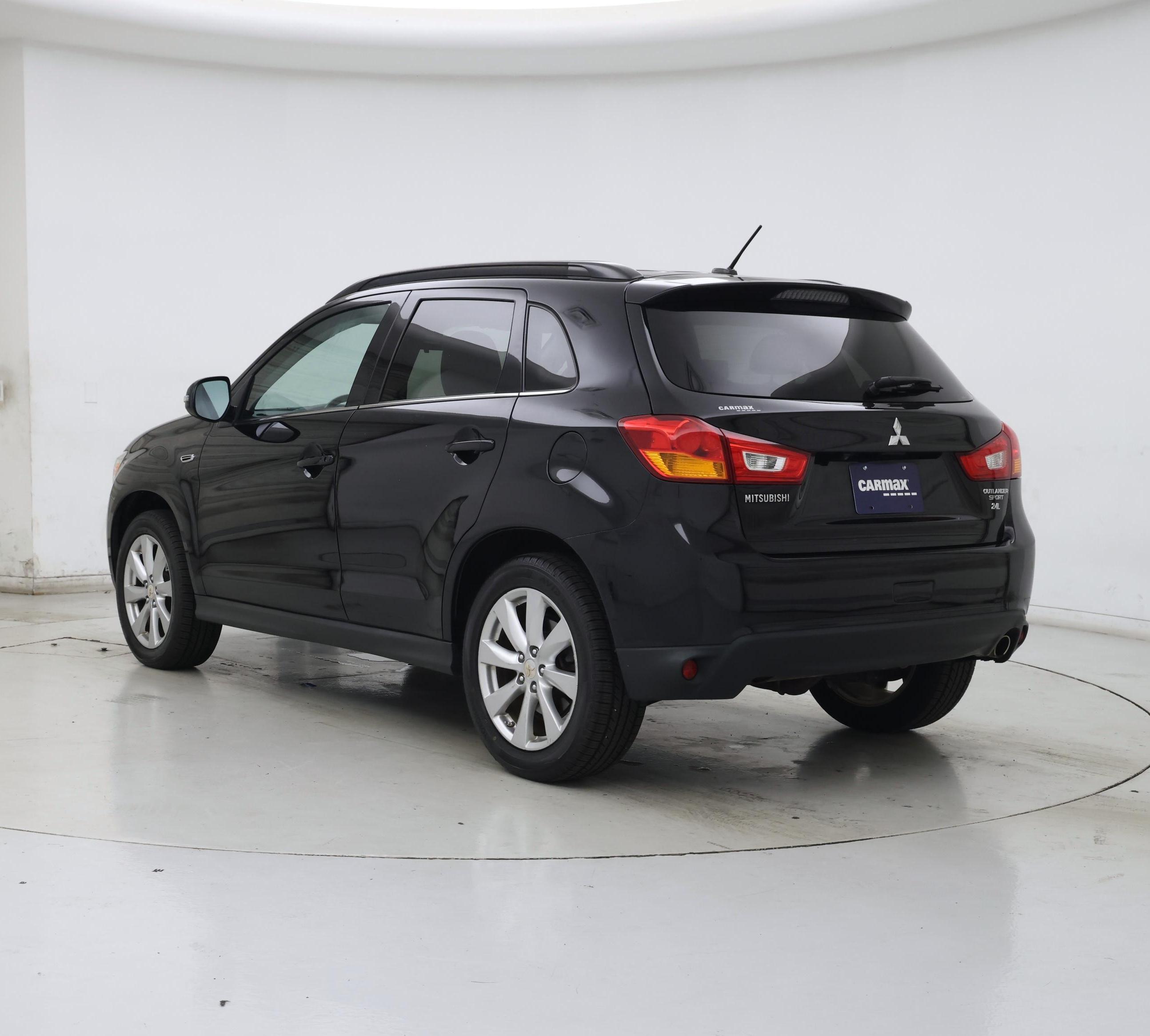 Thumbnail: 2015 Mitsubishi Outlander Sport - 2