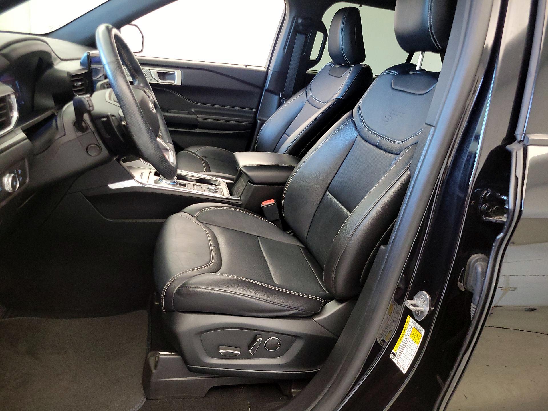 Thumbnail: 2020 Ford Explorer - 11