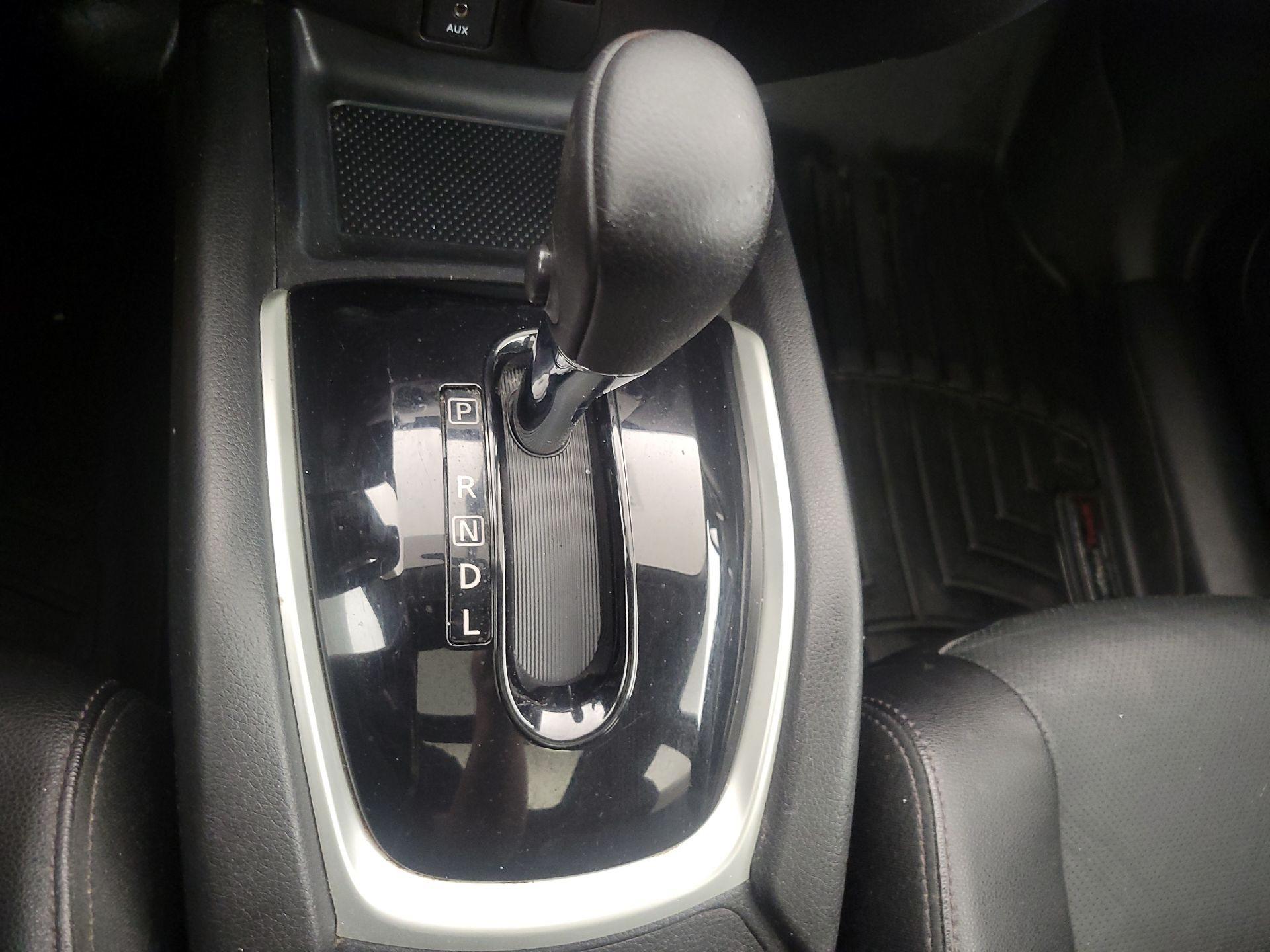 Thumbnail: 2016 Nissan Rogue - 18