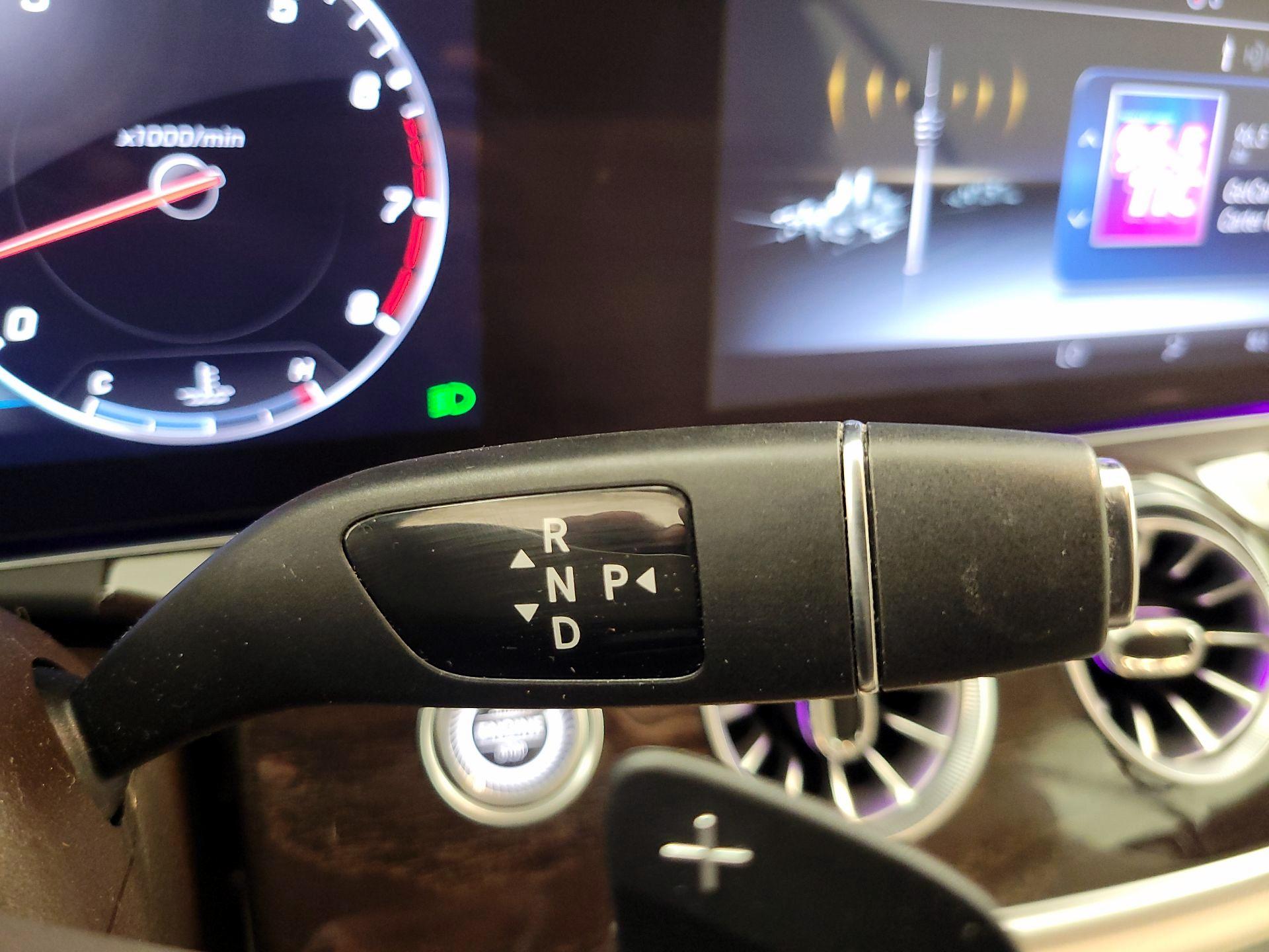 Thumbnail: 2020 Mercedes-Benz E-Class - 18
