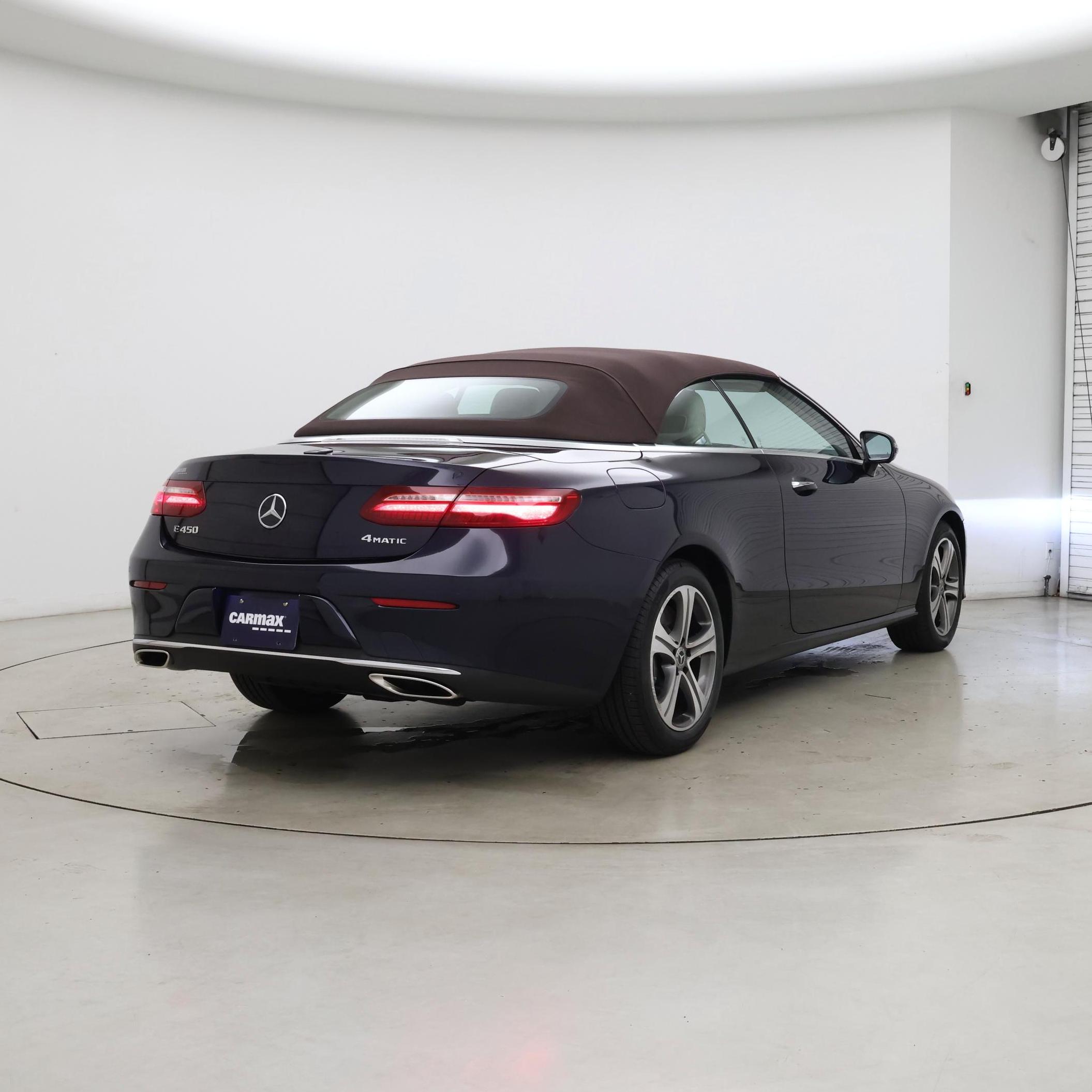 Thumbnail: 2020 Mercedes-Benz E-Class - 8