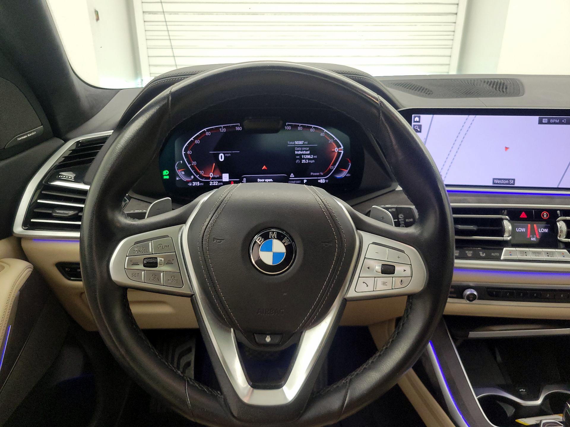 Thumbnail: 2021 BMW X7 - 10