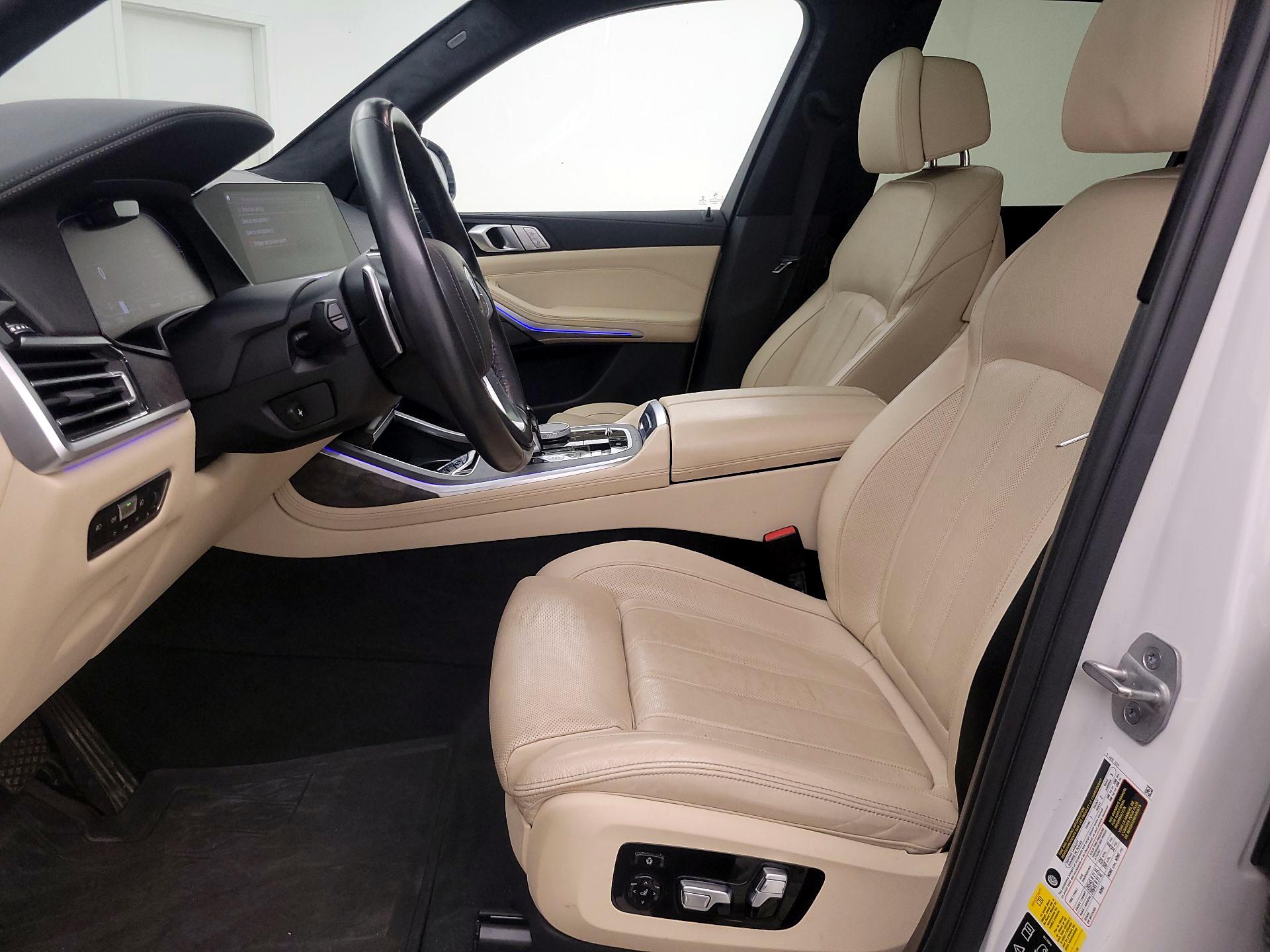 Thumbnail: 2021 BMW X7 - 11