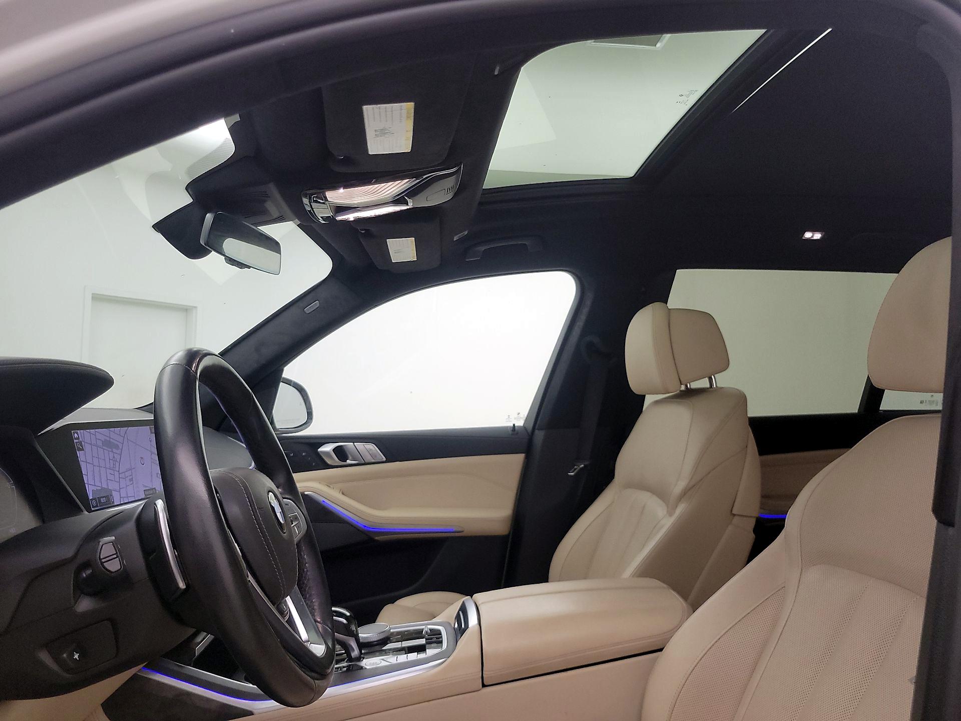 Thumbnail: 2021 BMW X7 - 20