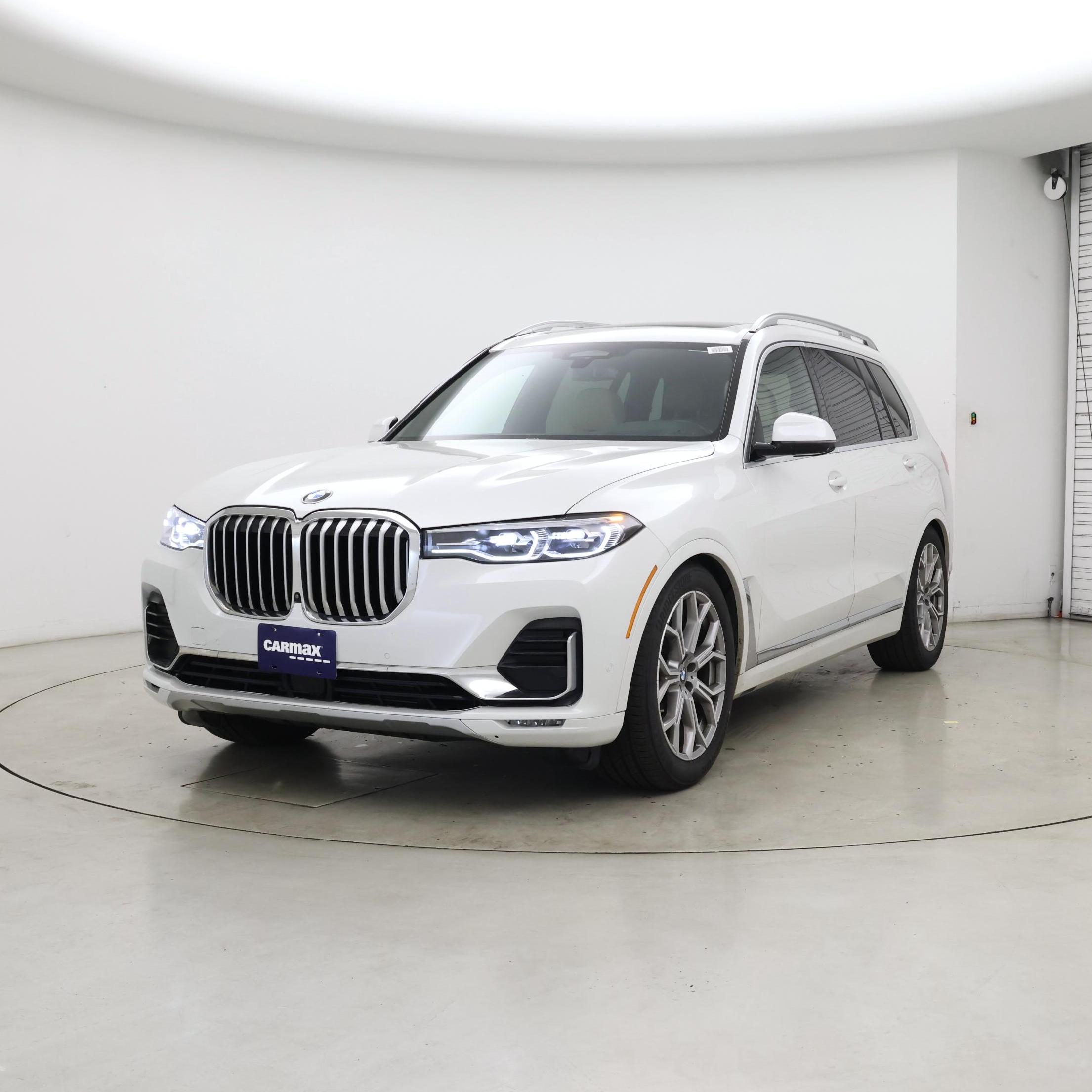 Thumbnail: 2021 BMW X7 - 4