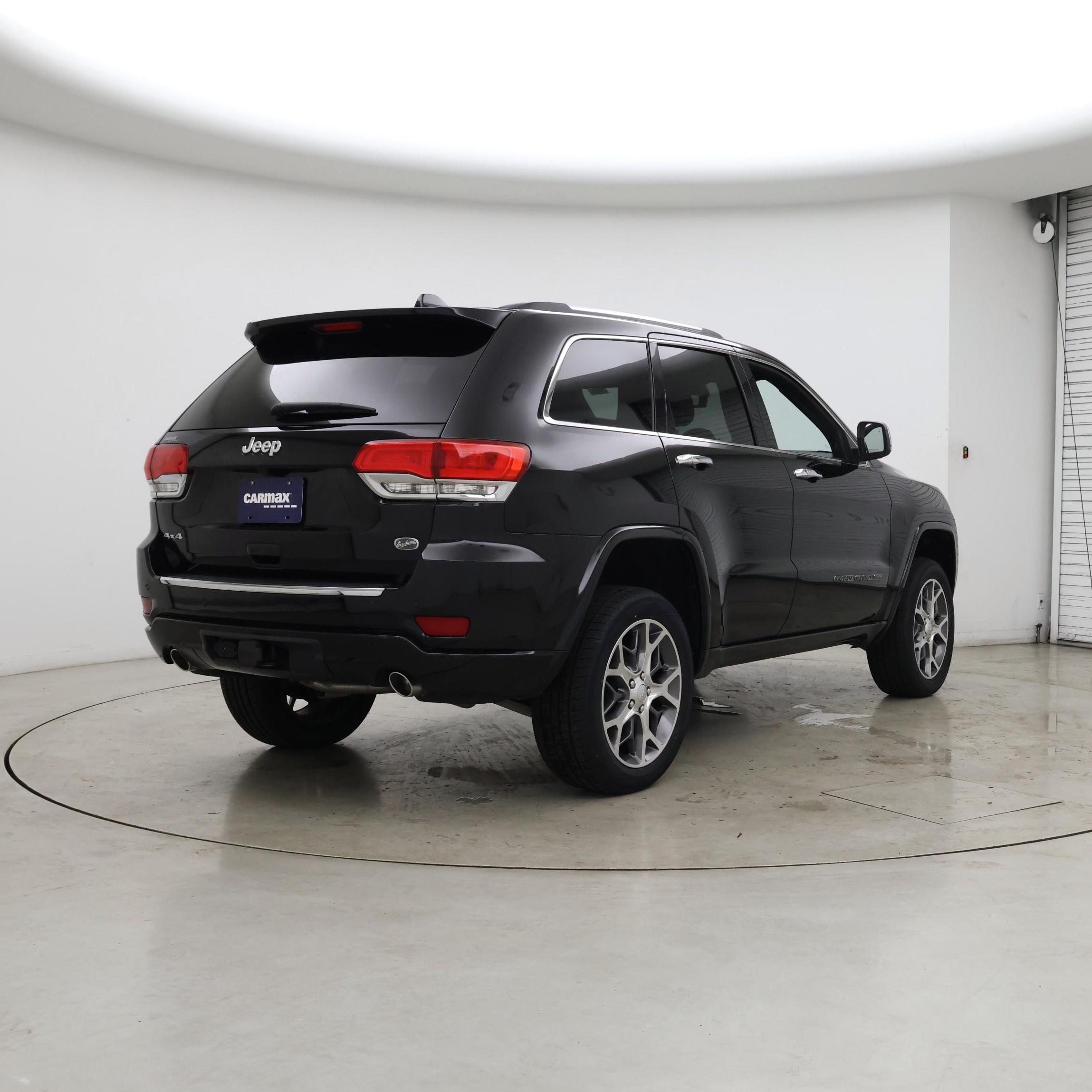 Thumbnail: 2020 Jeep Grand Cherokee - 8