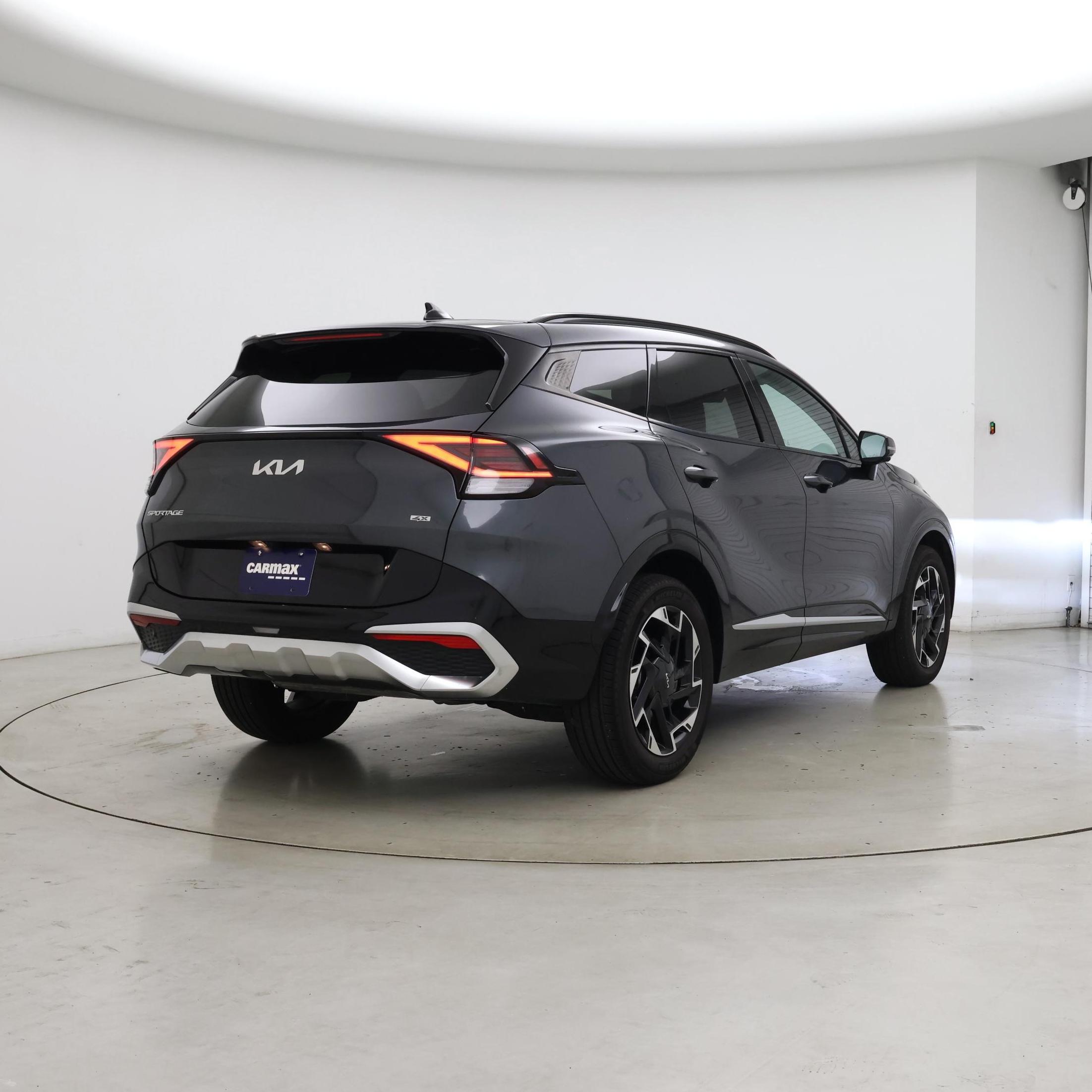 Thumbnail: 2023 Kia Sportage - 8