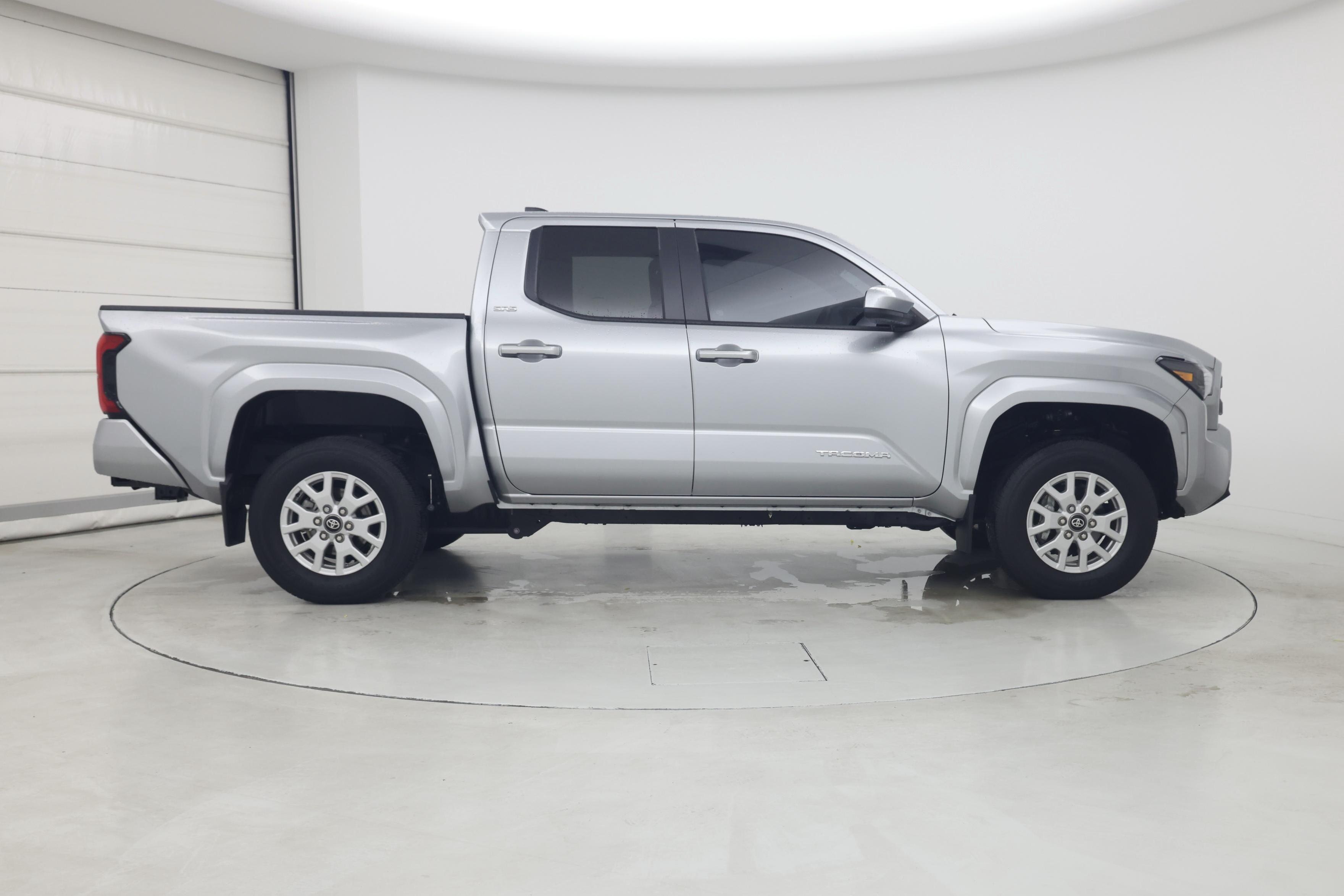 Thumbnail: 2024 Toyota Tacoma - 7