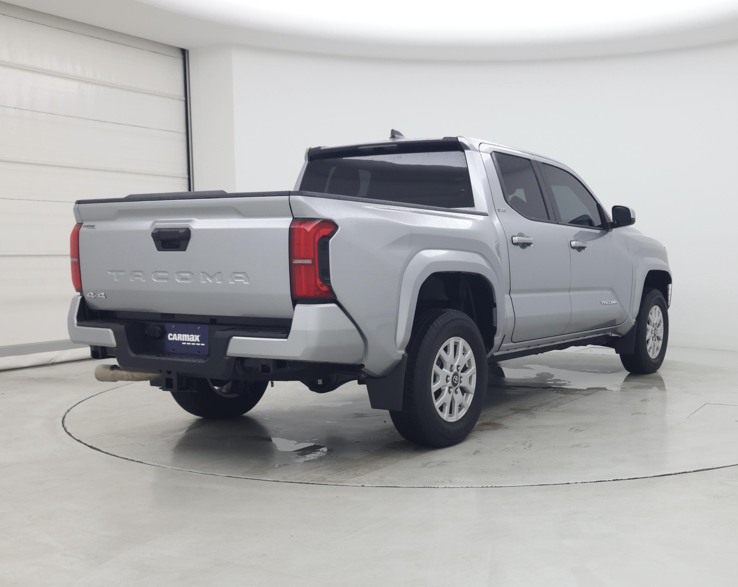Thumbnail: 2024 Toyota Tacoma - 8