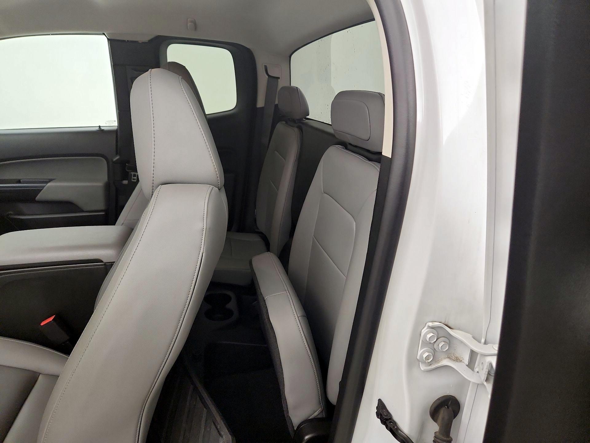 Thumbnail: 2021 Chevrolet Colorado - 19