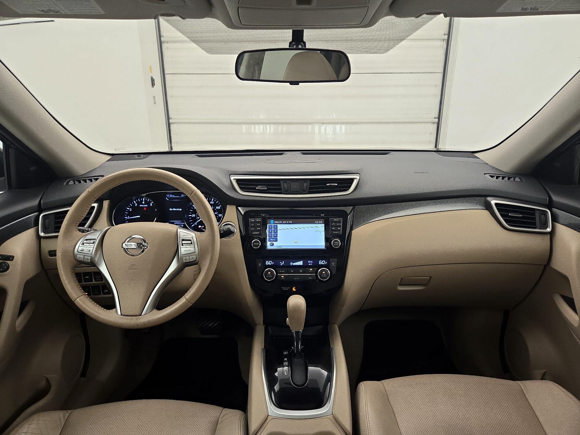 Thumbnail: 2015 Nissan Rogue - 9