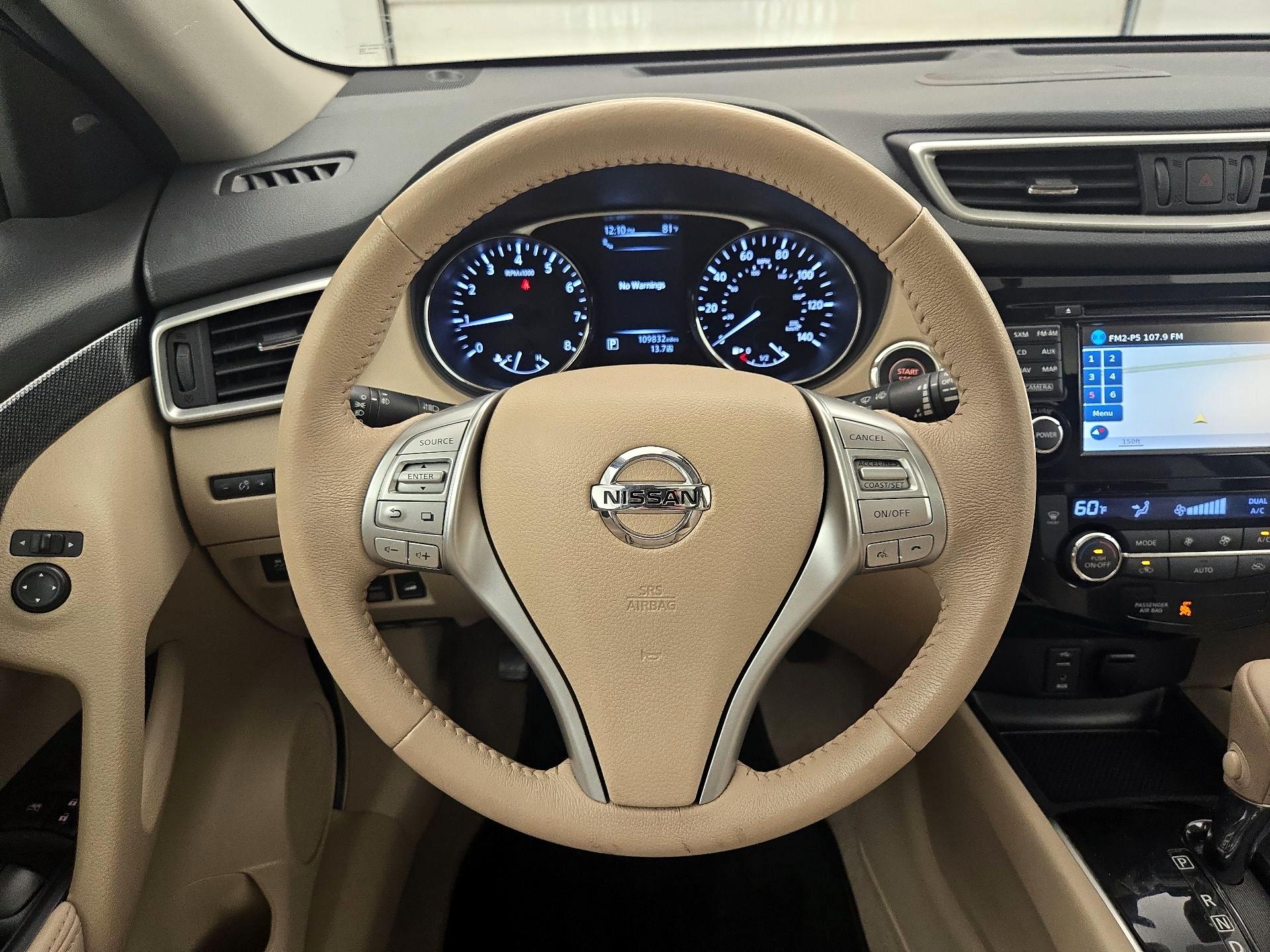 Thumbnail: 2015 Nissan Rogue - 10