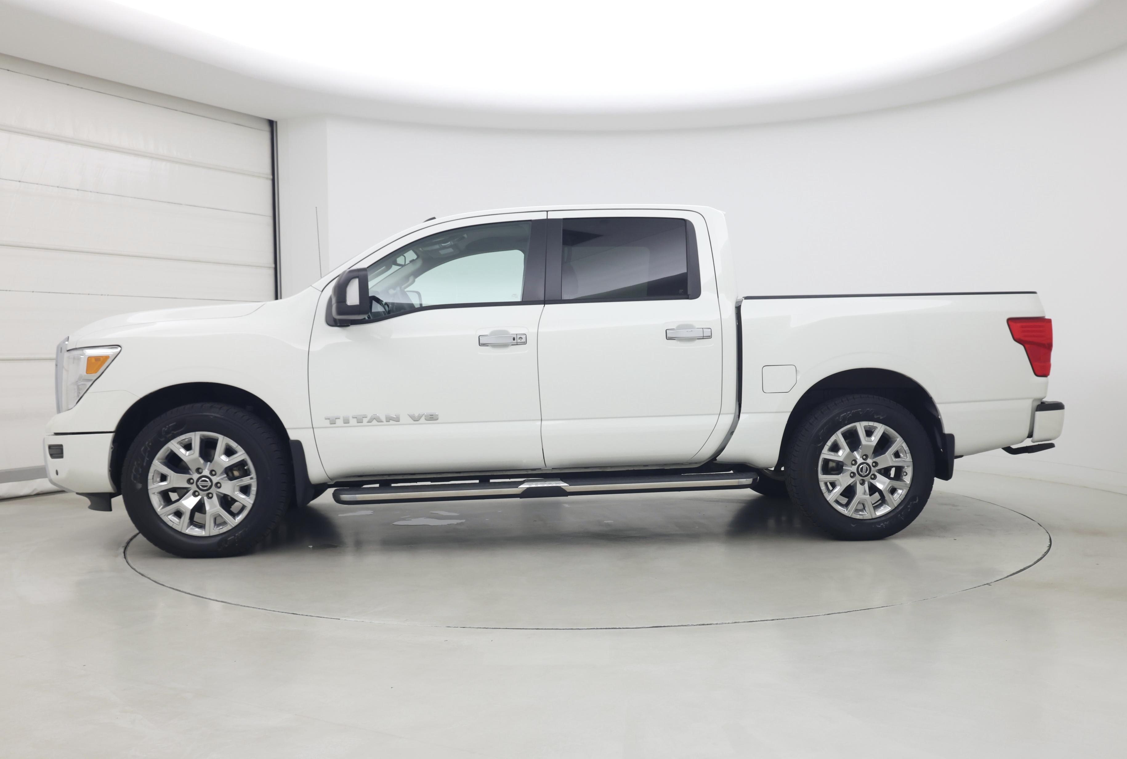 Thumbnail: 2020 Nissan Titan - 3