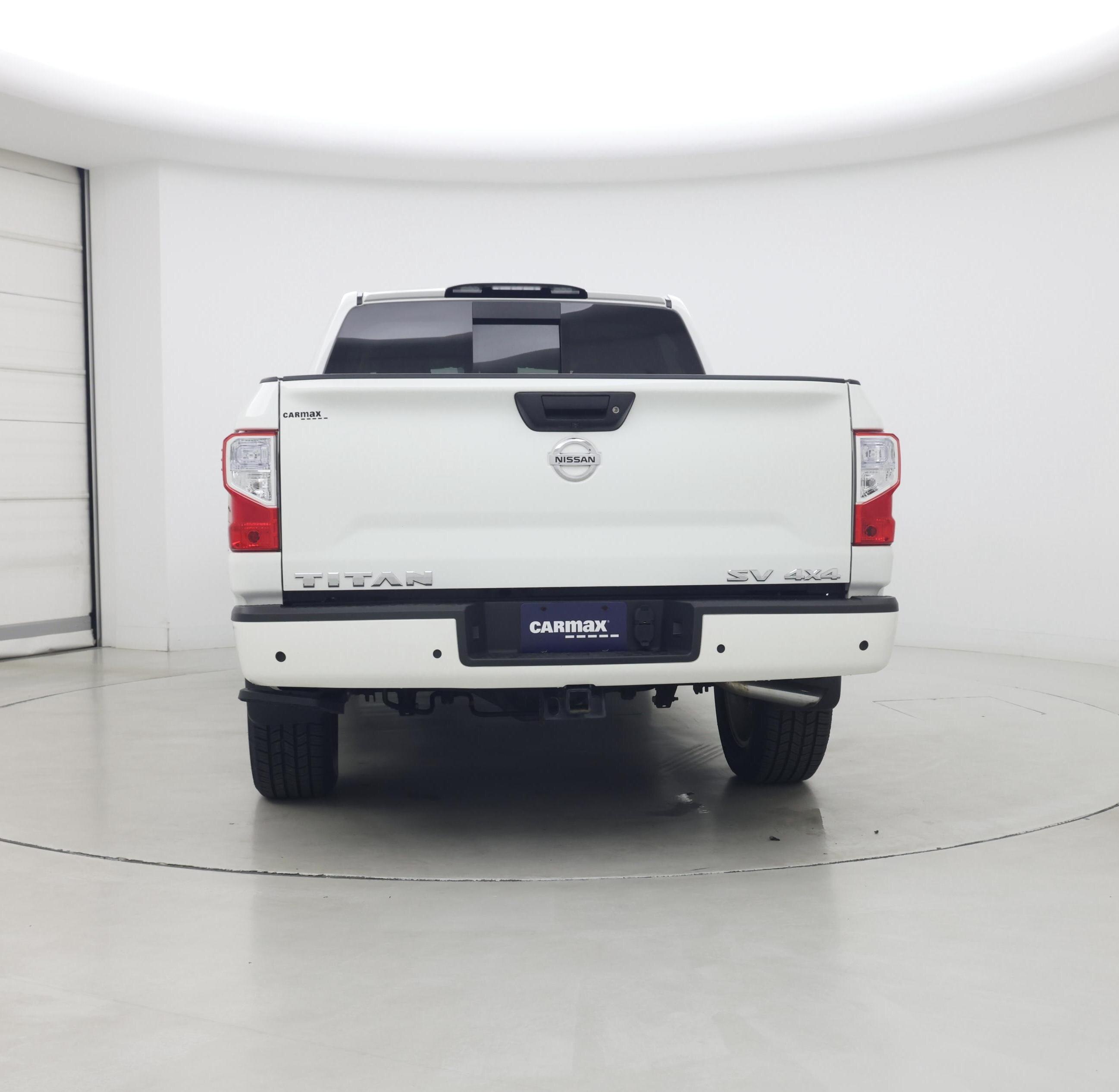Thumbnail: 2020 Nissan Titan - 6