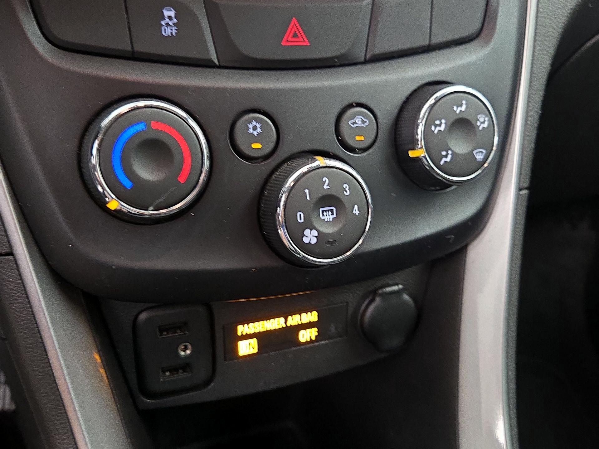 Thumbnail: 2019 Chevrolet Trax - 16