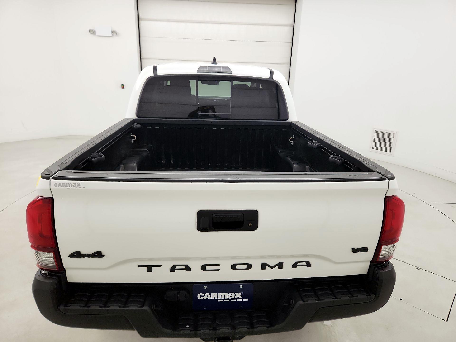 Thumbnail: 2021 Toyota Tacoma - 20