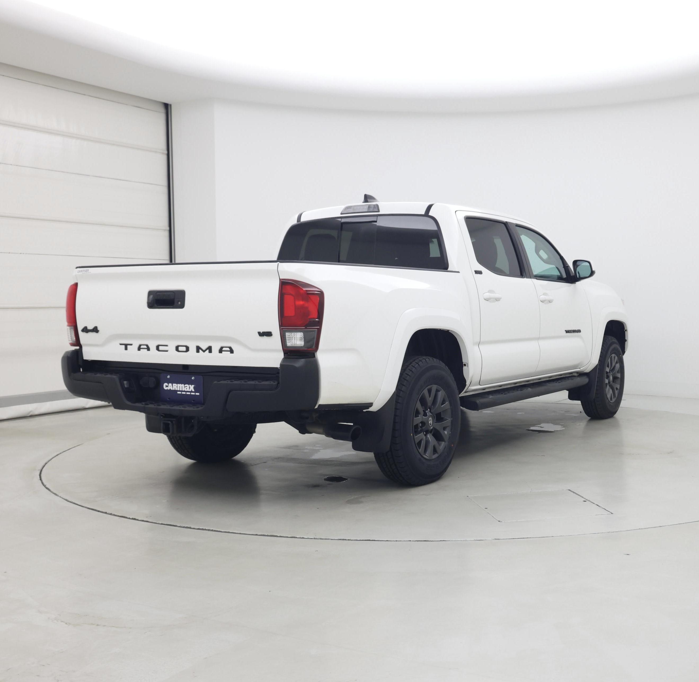 Thumbnail: 2021 Toyota Tacoma - 8