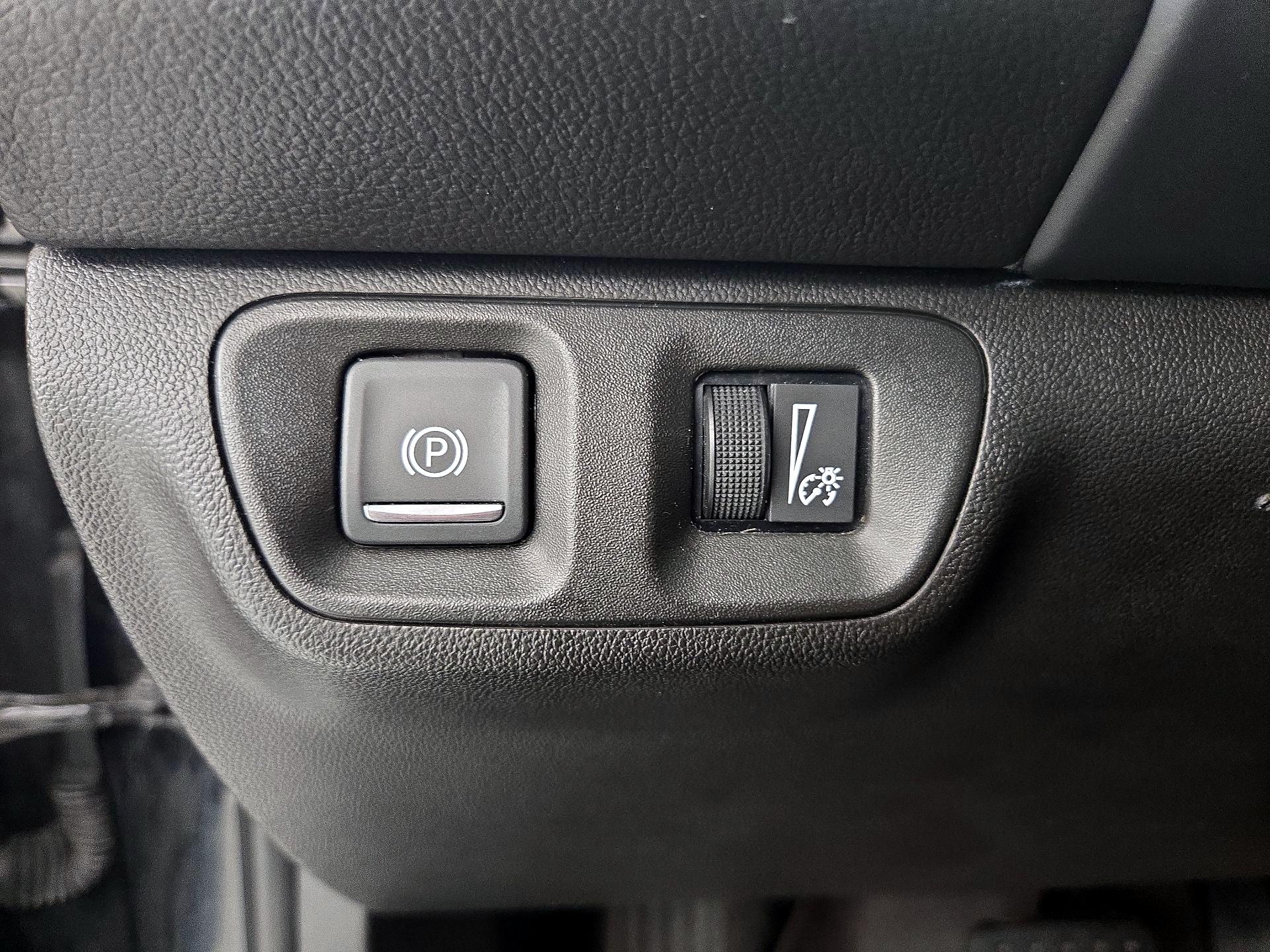 Thumbnail: 2021 GMC Acadia - 13