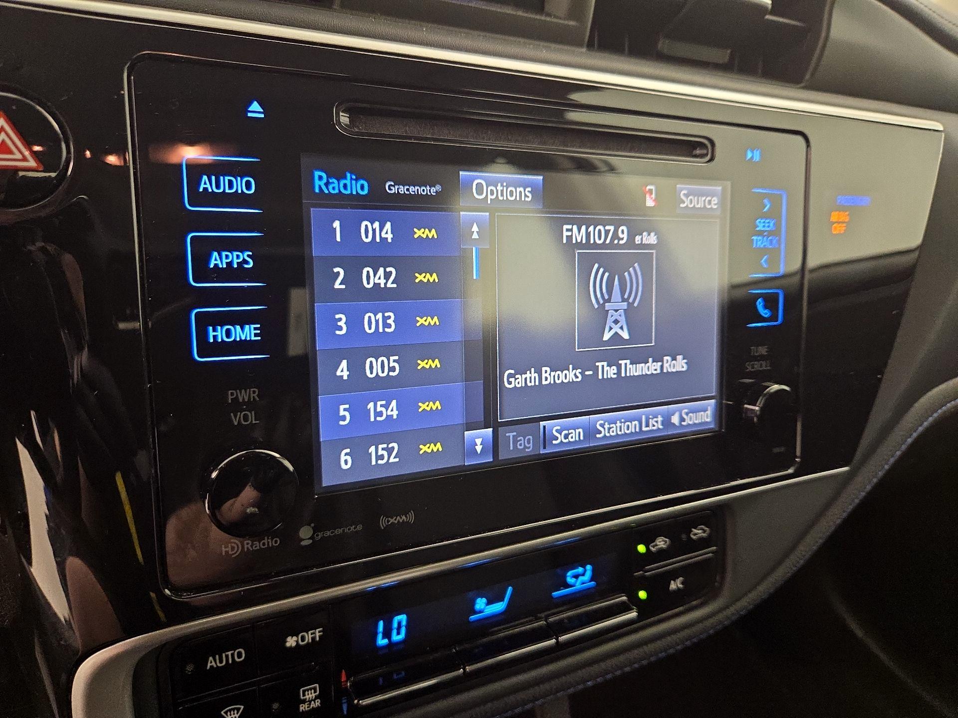 Thumbnail: 2018 Toyota Corolla - 15