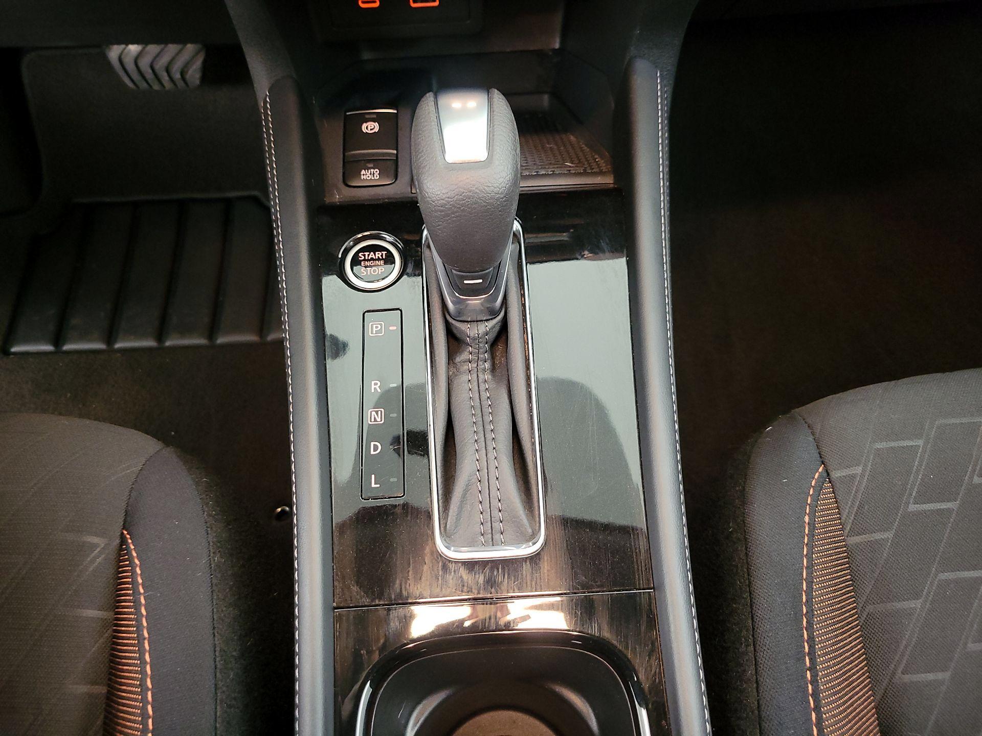 Thumbnail: 2024 Nissan Kicks - 16