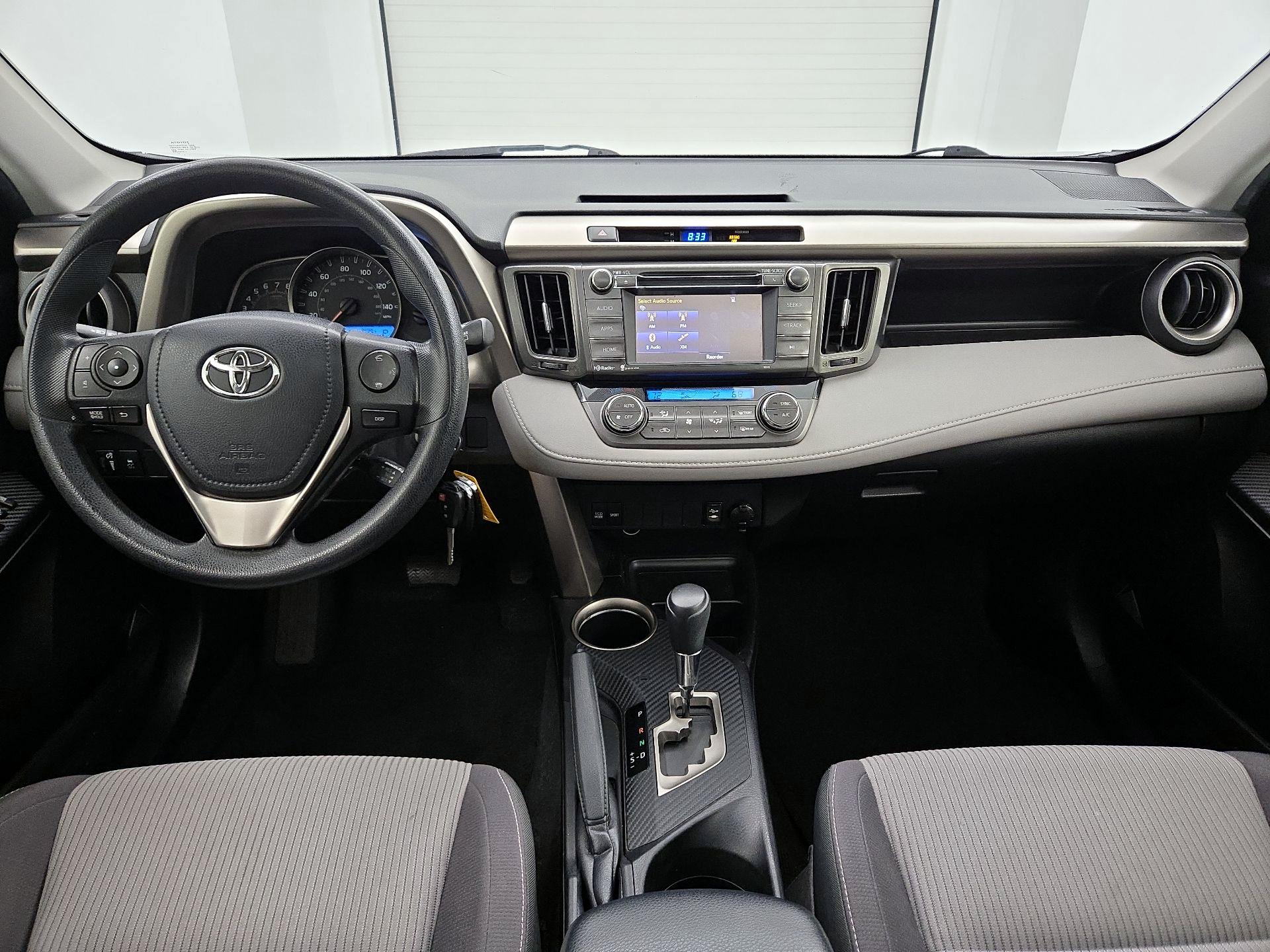 Thumbnail: 2014 Toyota RAV4 - 9