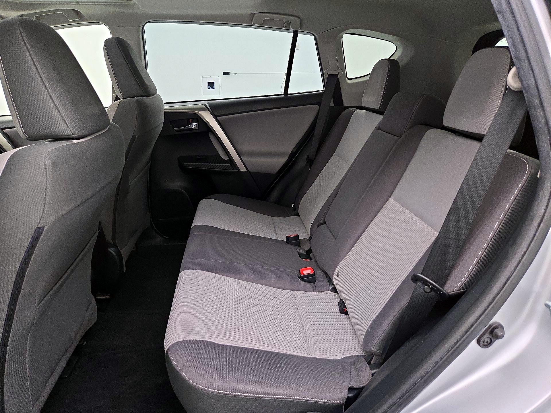 Thumbnail: 2014 Toyota RAV4 - 20