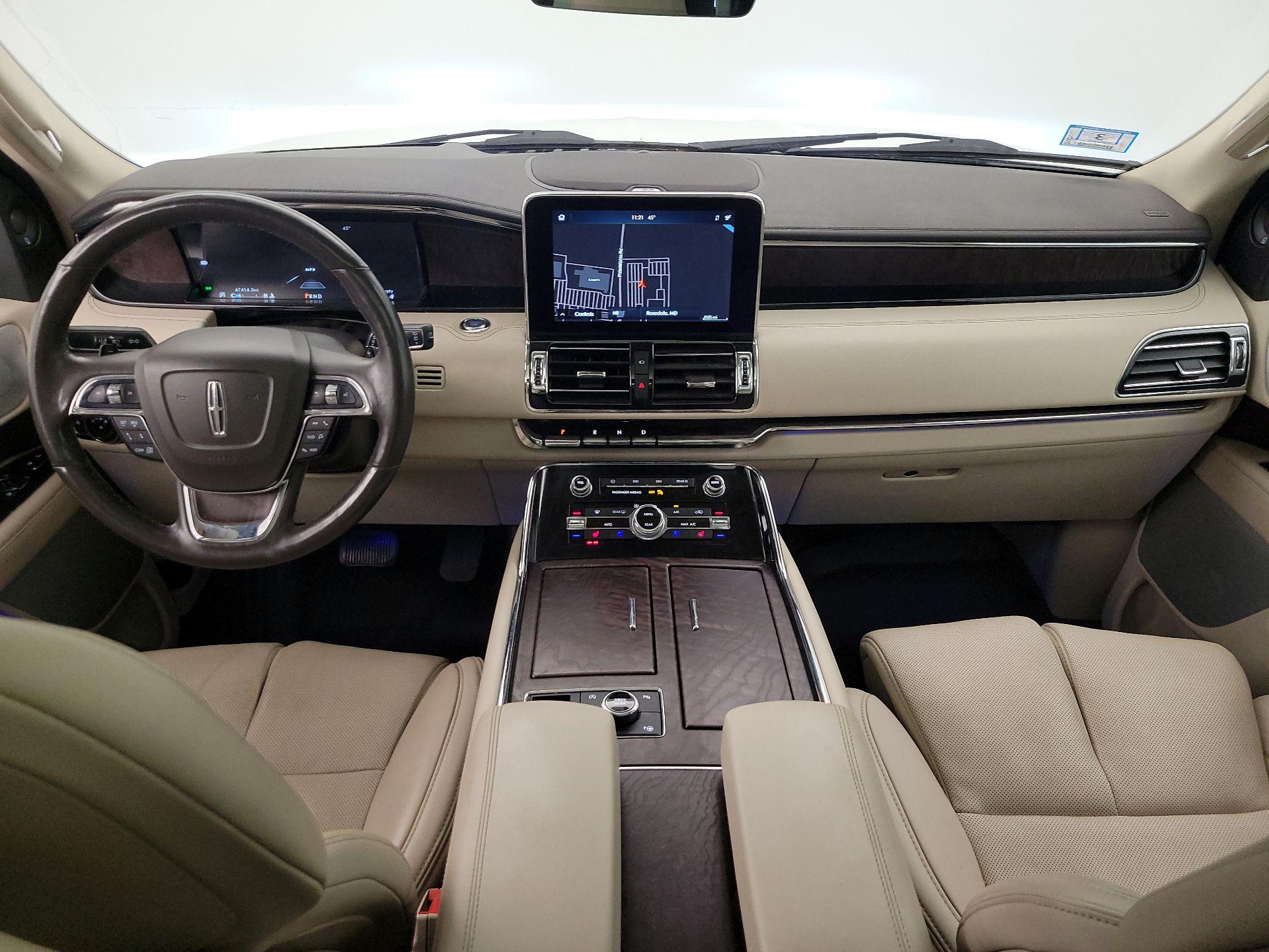 Thumbnail: 2020 Lincoln Navigator - 9