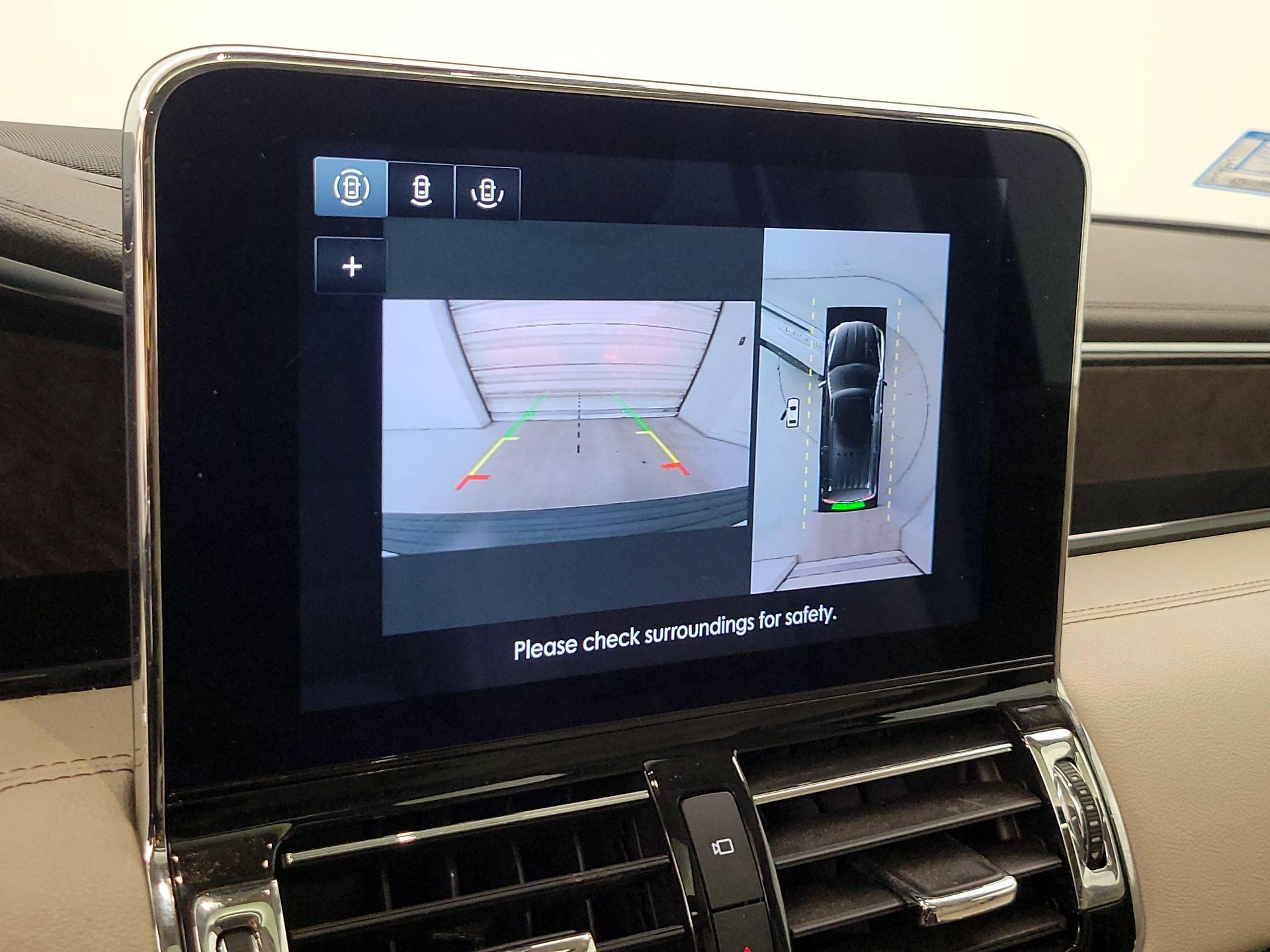 Thumbnail: 2020 Lincoln Navigator - 15