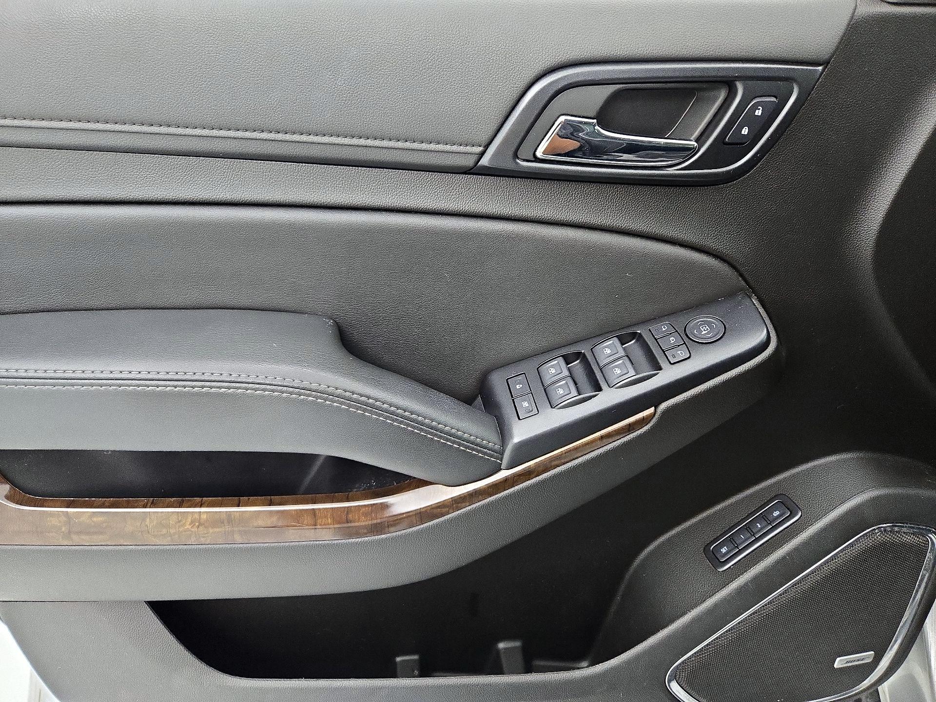 Thumbnail: 2020 Chevrolet Tahoe - 12