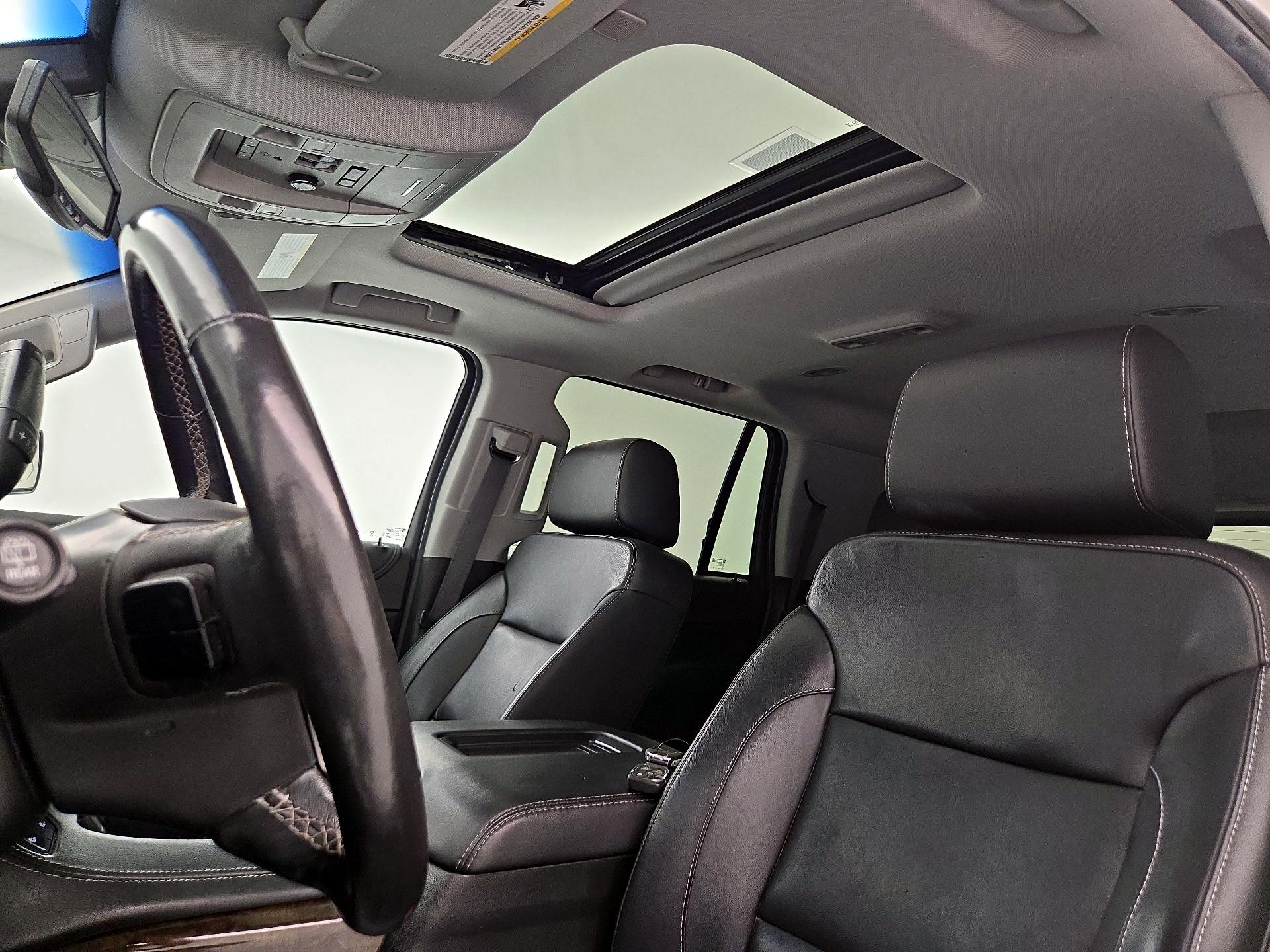 Thumbnail: 2020 Chevrolet Tahoe - 20