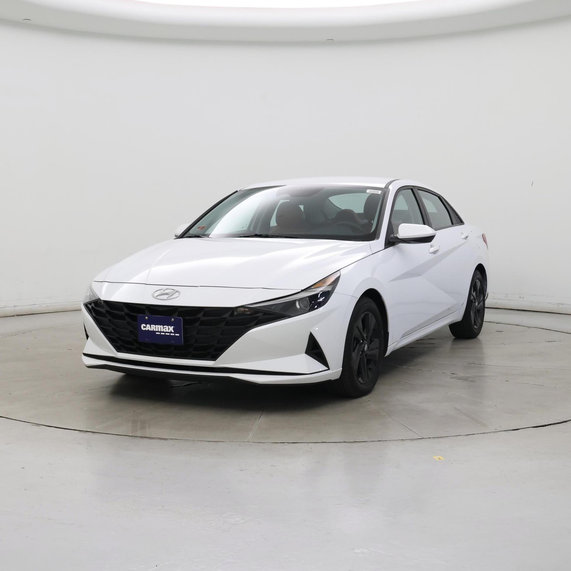 Thumbnail: 2021 Hyundai Elantra - 4