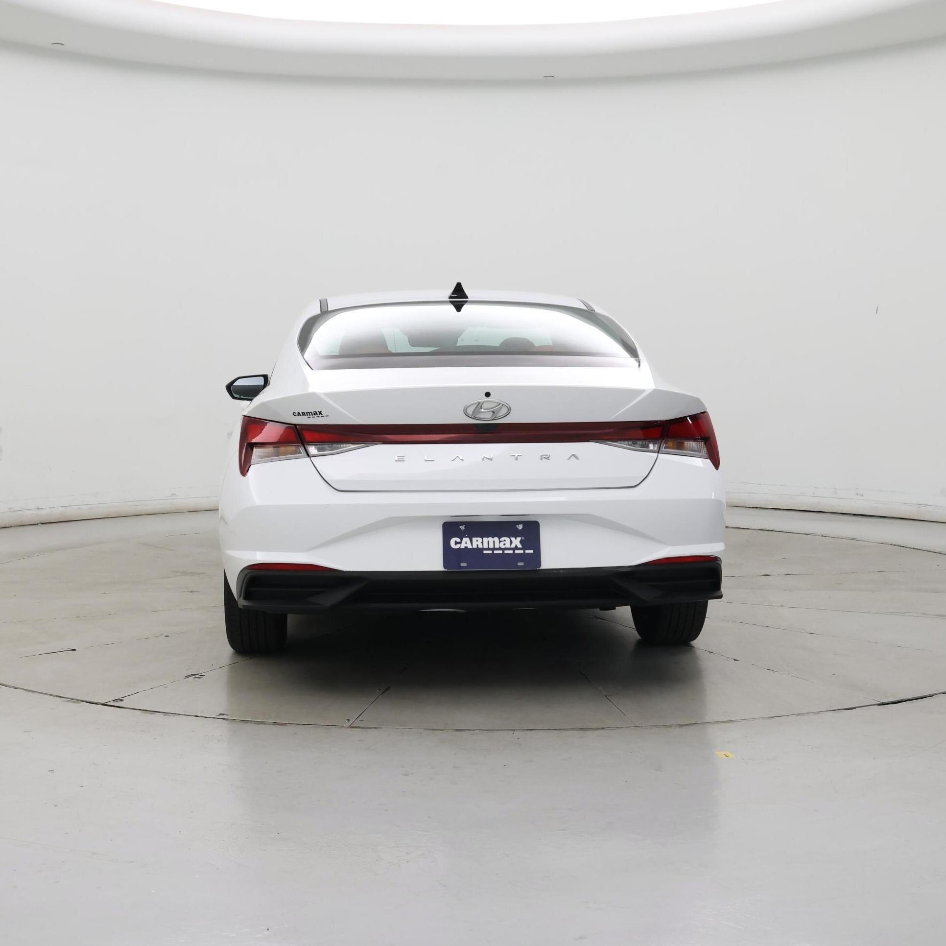 Thumbnail: 2021 Hyundai Elantra - 6