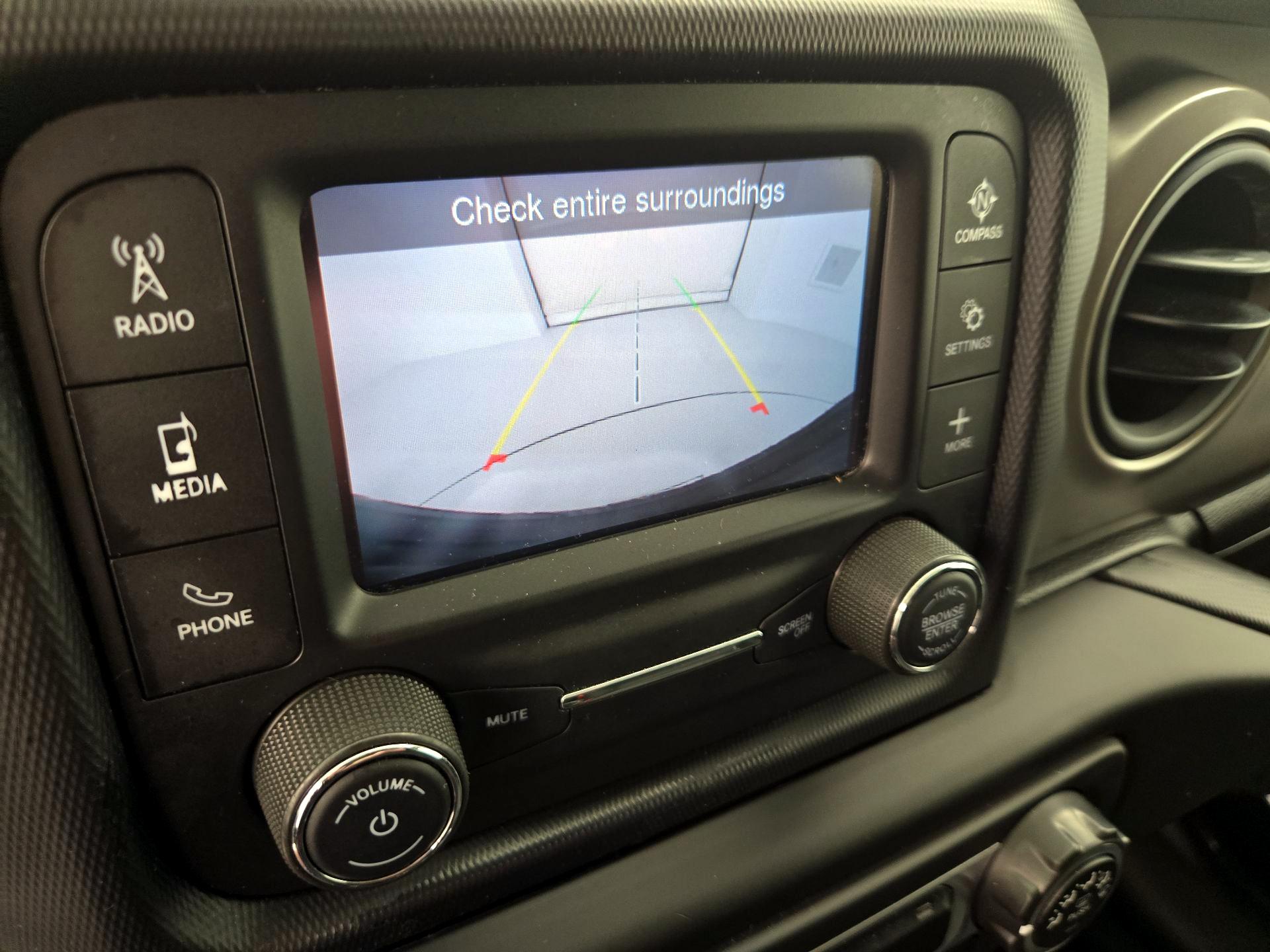 Thumbnail: 2021 Jeep Wrangler - 14
