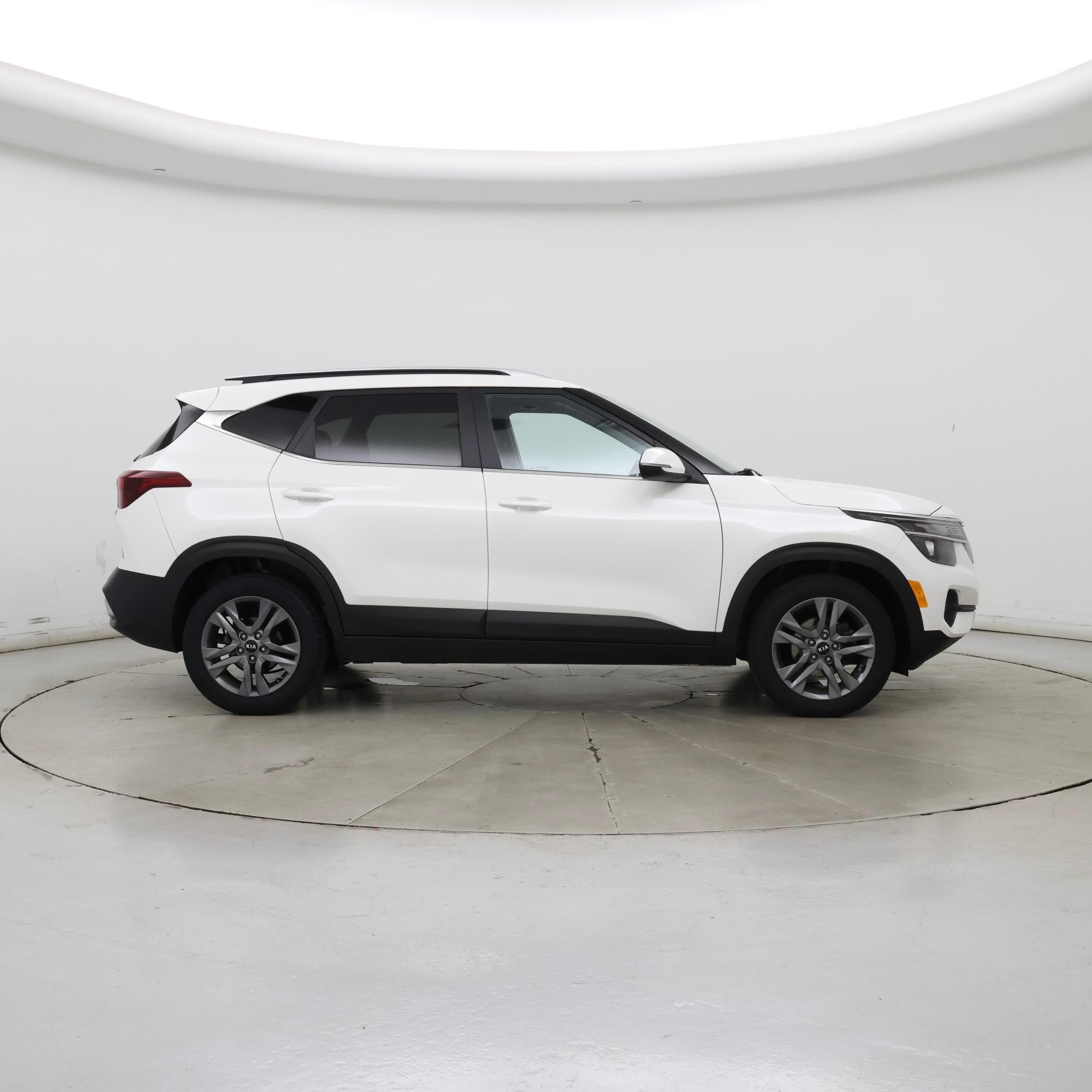 Thumbnail: 2021 Kia Seltos - 7