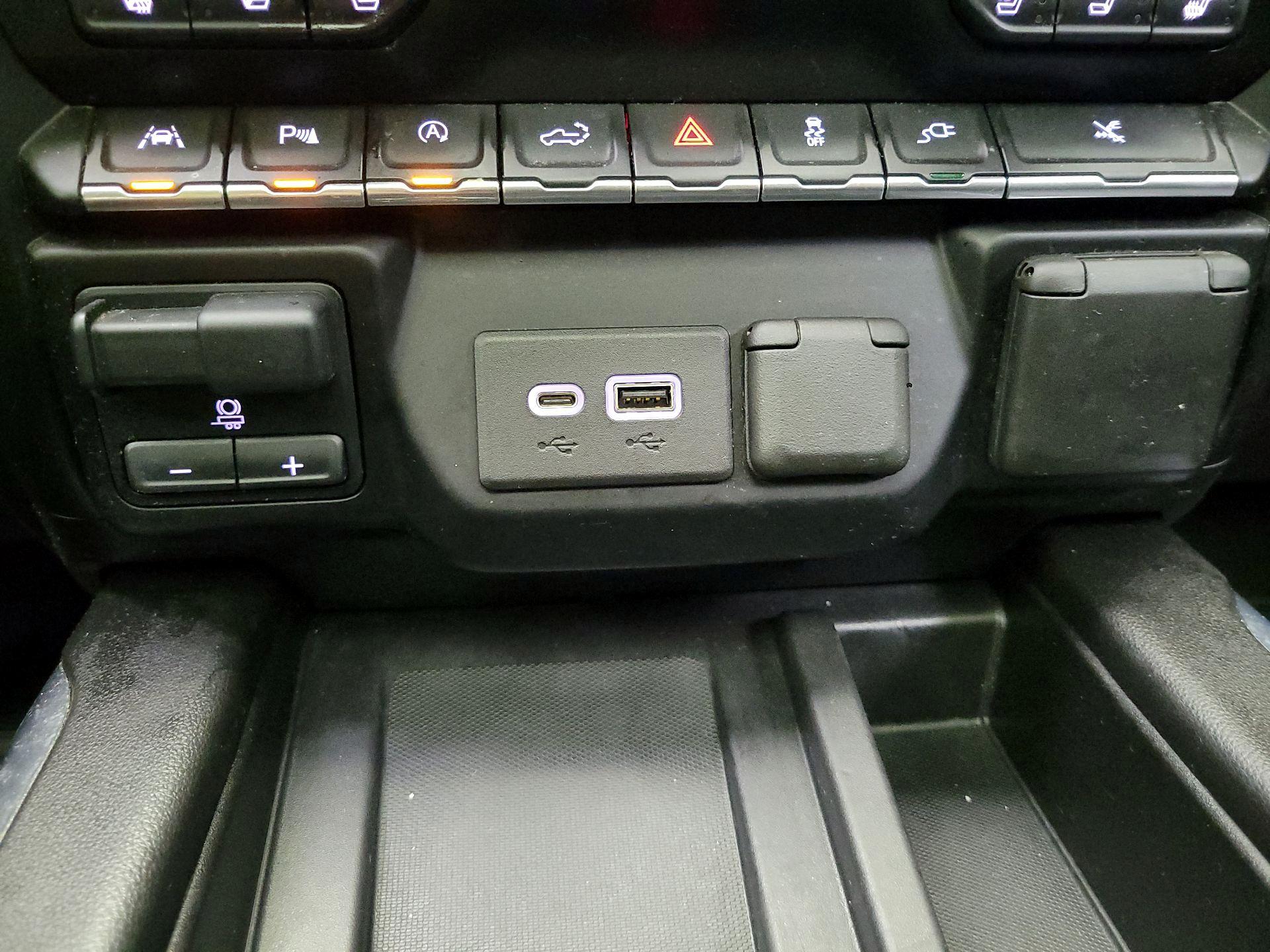 Thumbnail: 2021 Chevrolet Silverado 1500 - 19