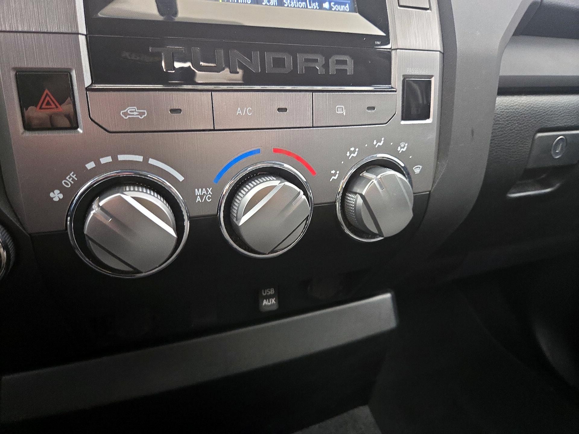 Thumbnail: 2014 Toyota Tundra - 16