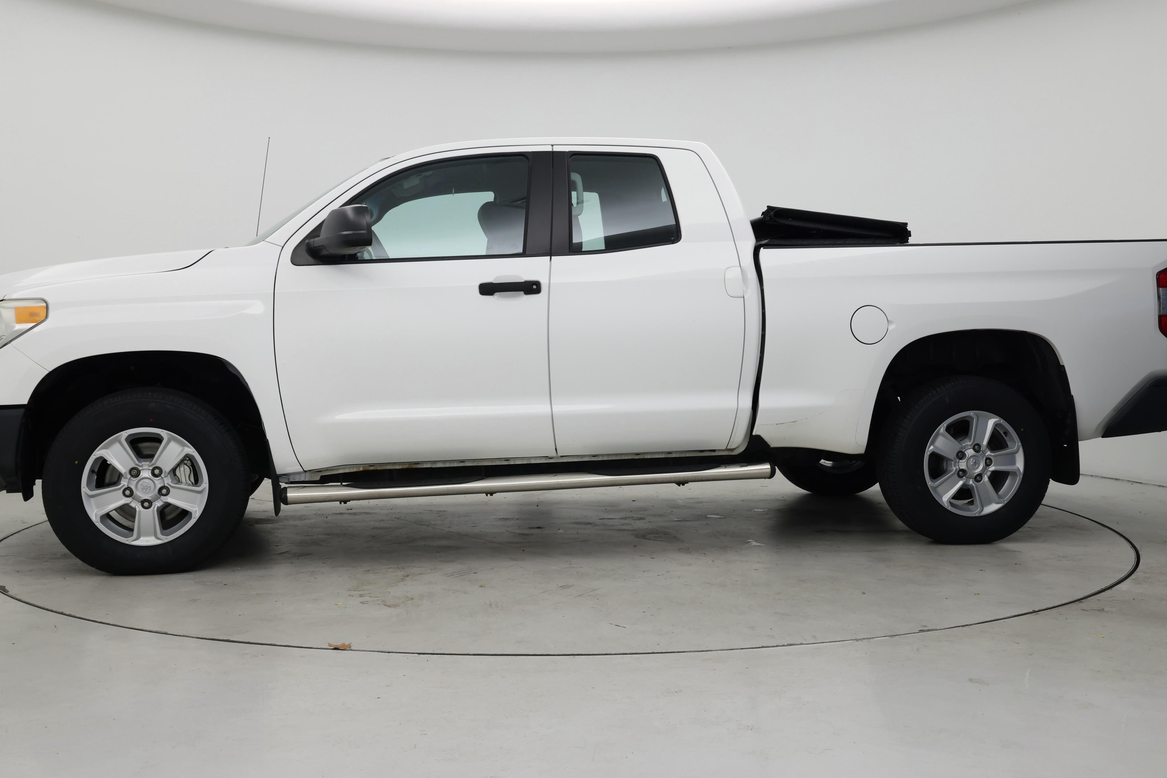 Thumbnail: 2014 Toyota Tundra - 3