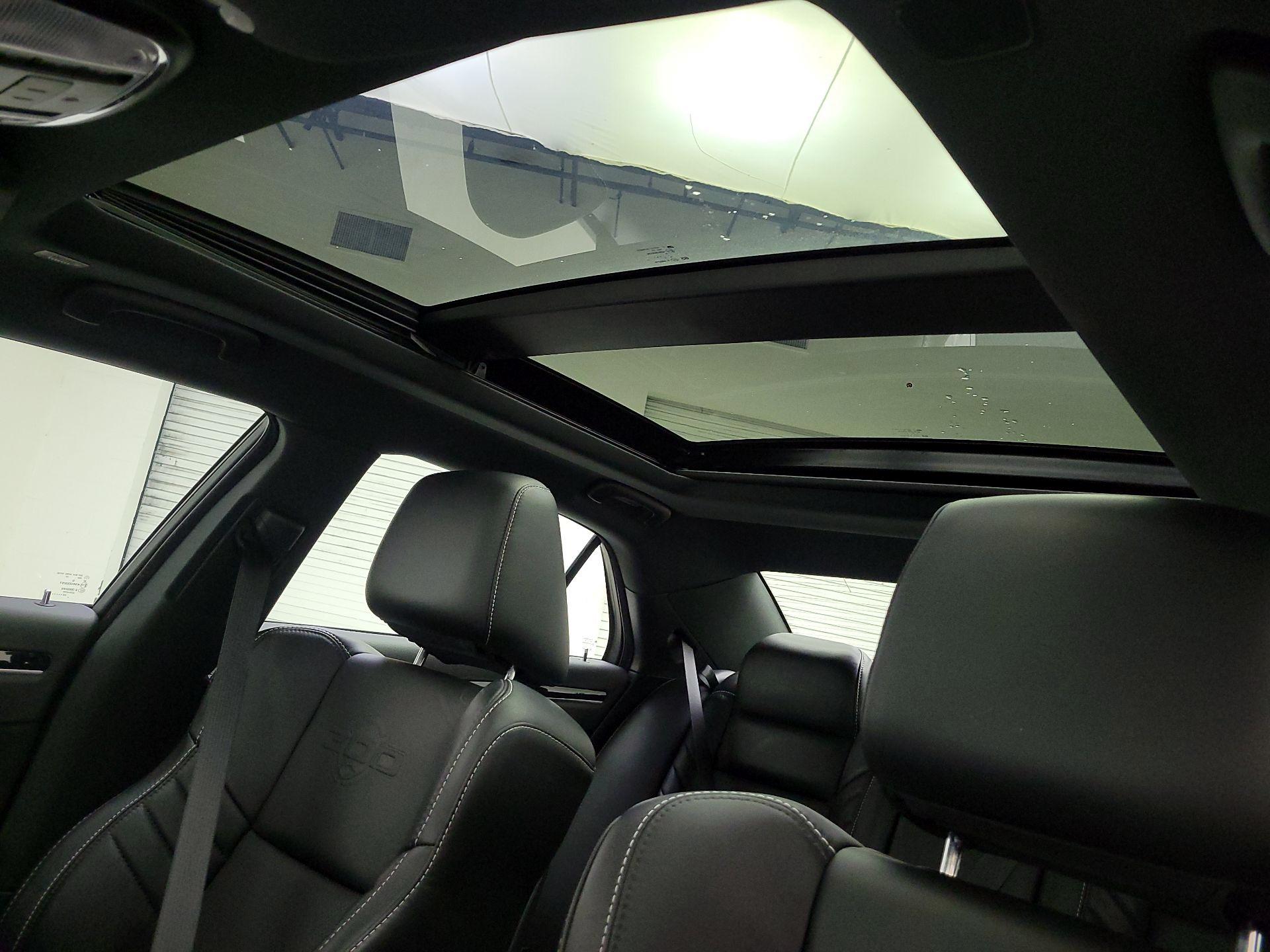 Thumbnail: 2023 Chrysler 300 - 20