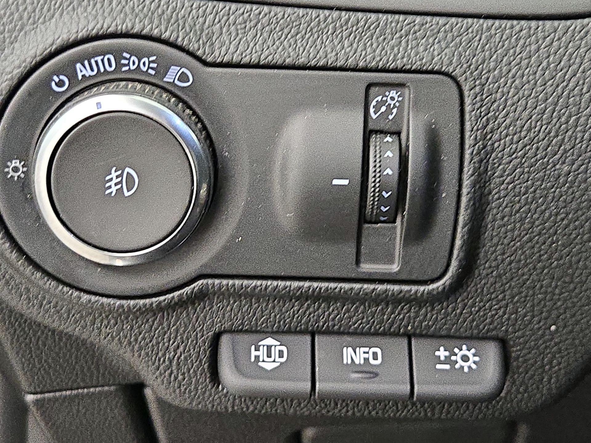 Thumbnail: 2017 Buick Envision - 13