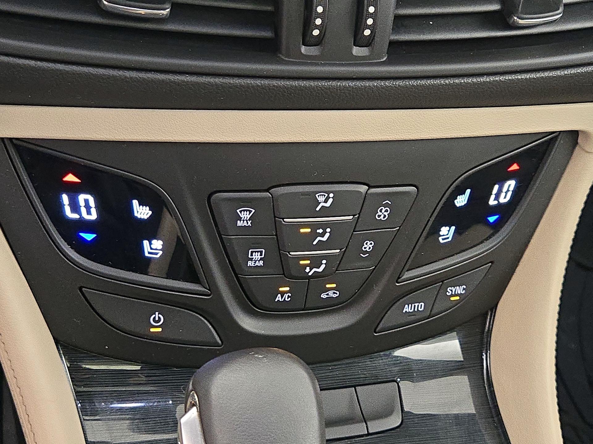Thumbnail: 2017 Buick Envision - 16
