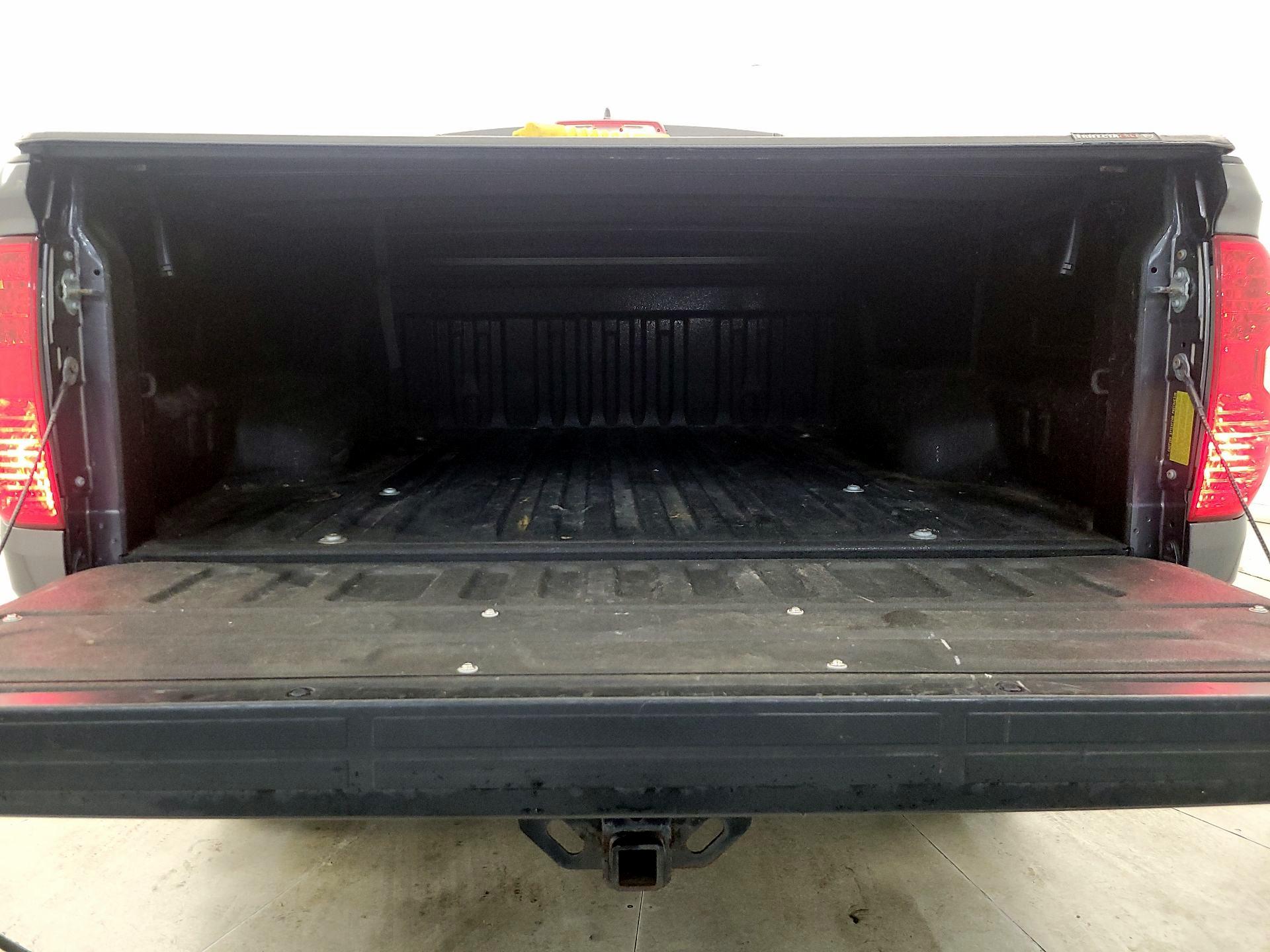 Thumbnail: 2021 Toyota Tundra - 20
