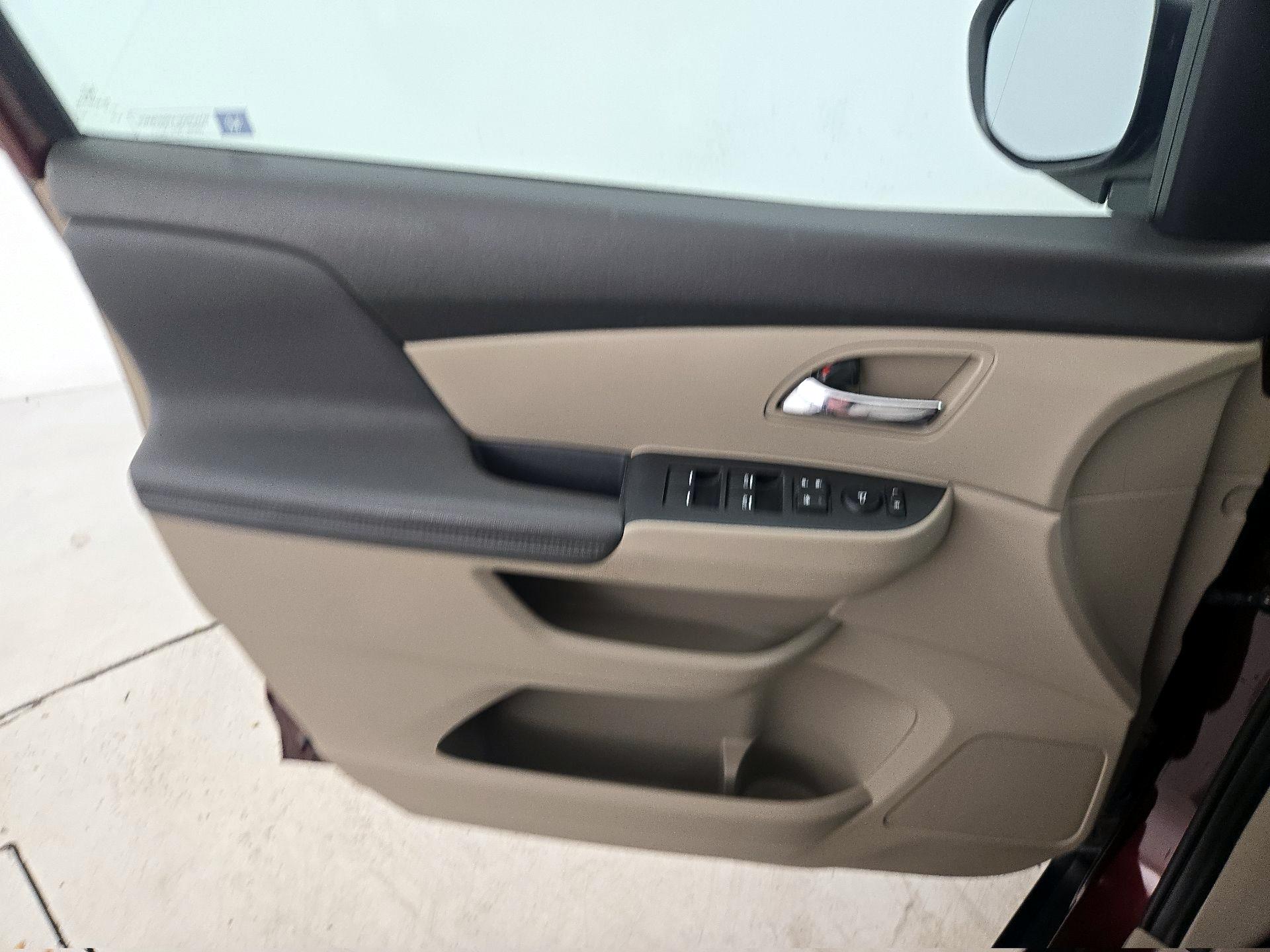 Thumbnail: 2016 Honda Odyssey - 12