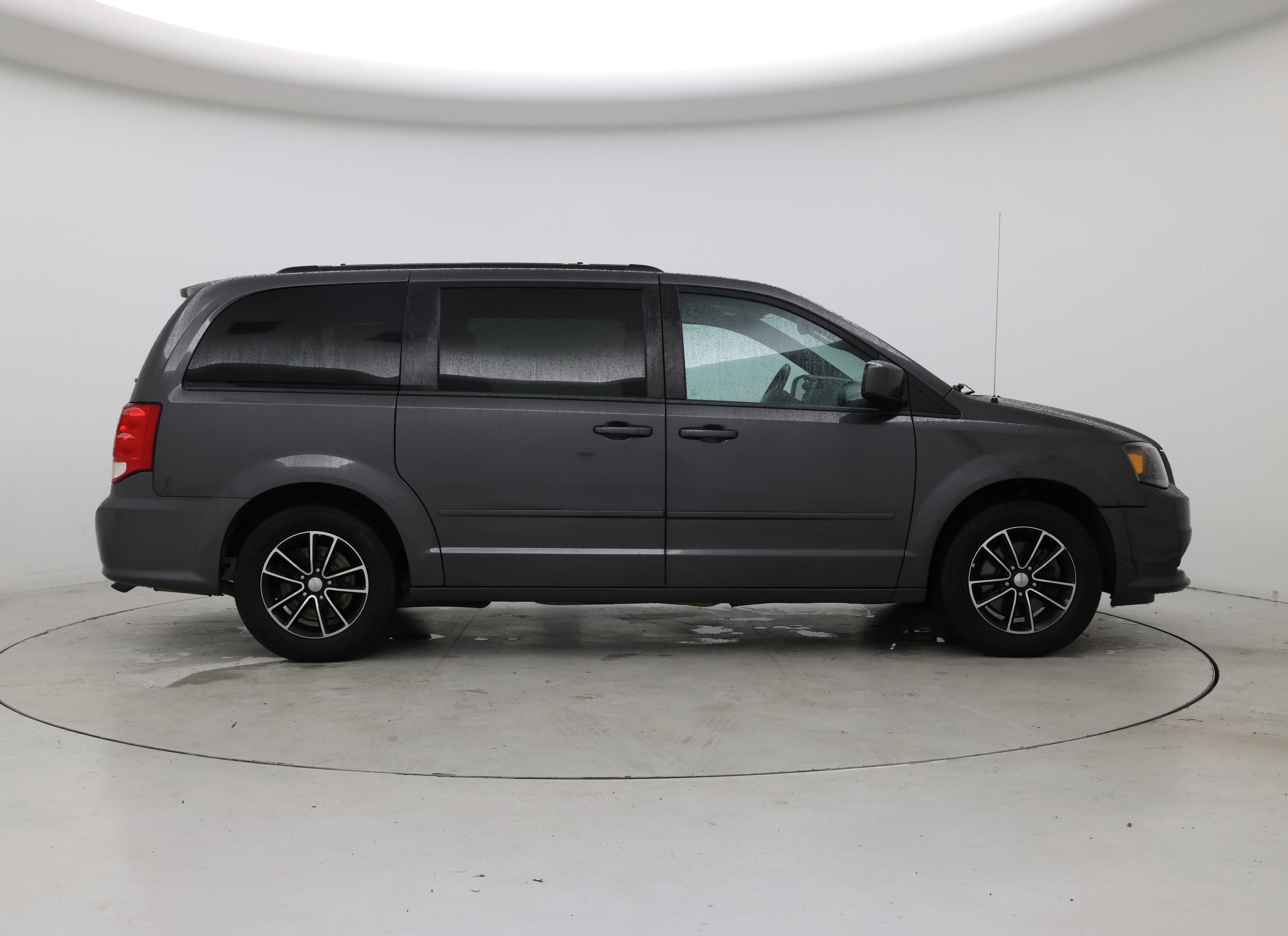 Thumbnail: 2017 Dodge Grand Caravan - 7