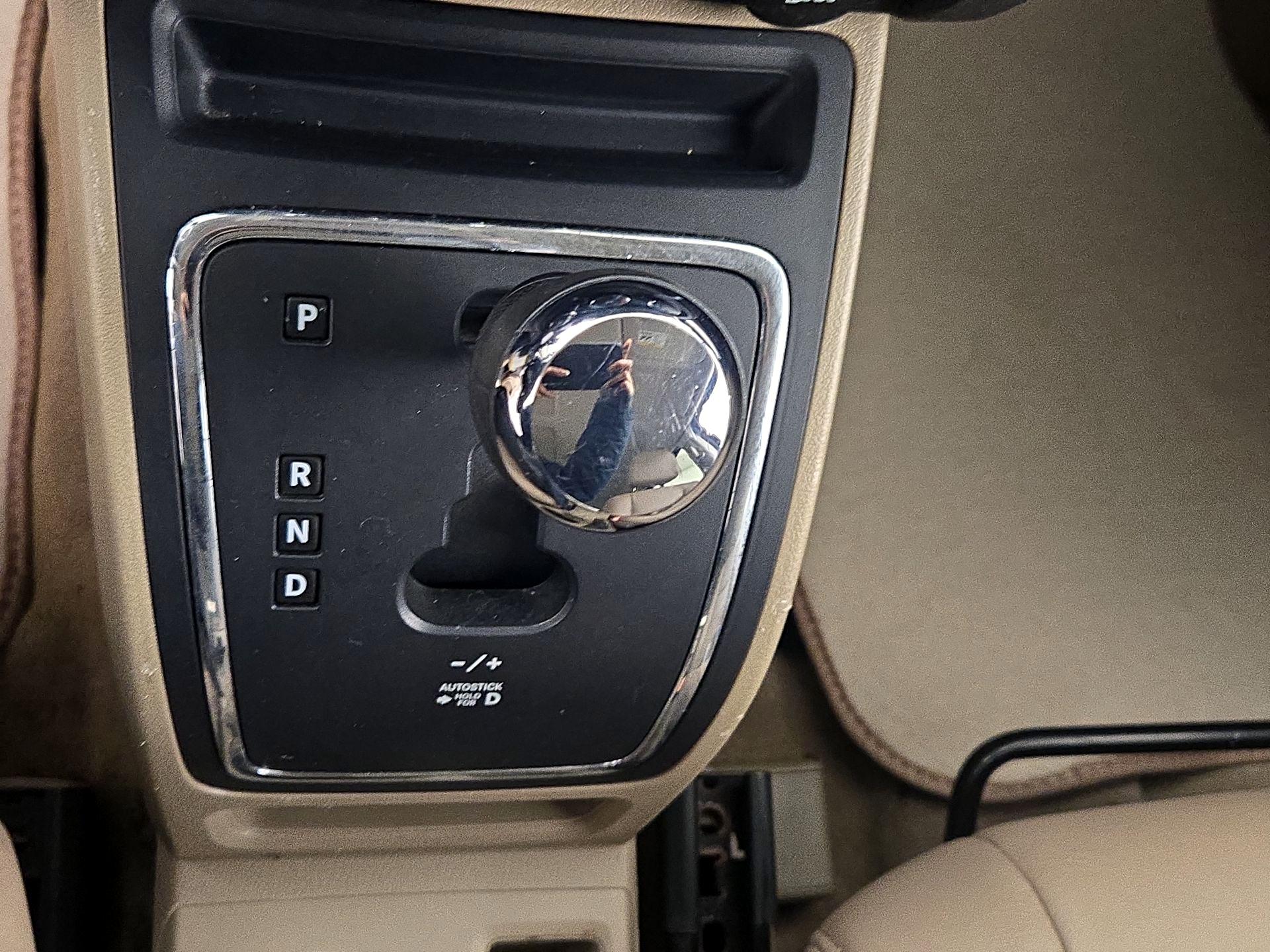 Thumbnail: 2016 Jeep Compass - 15