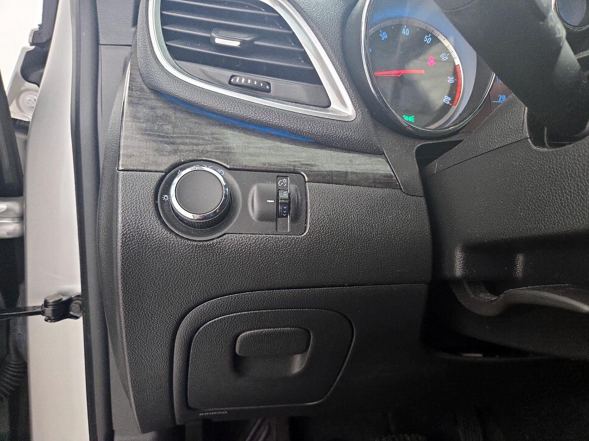 Thumbnail: 2016 Buick Encore - 13