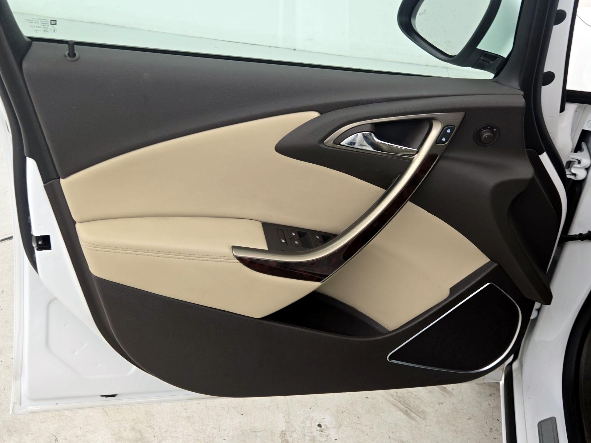 Thumbnail: 2015 Buick Verano - 12