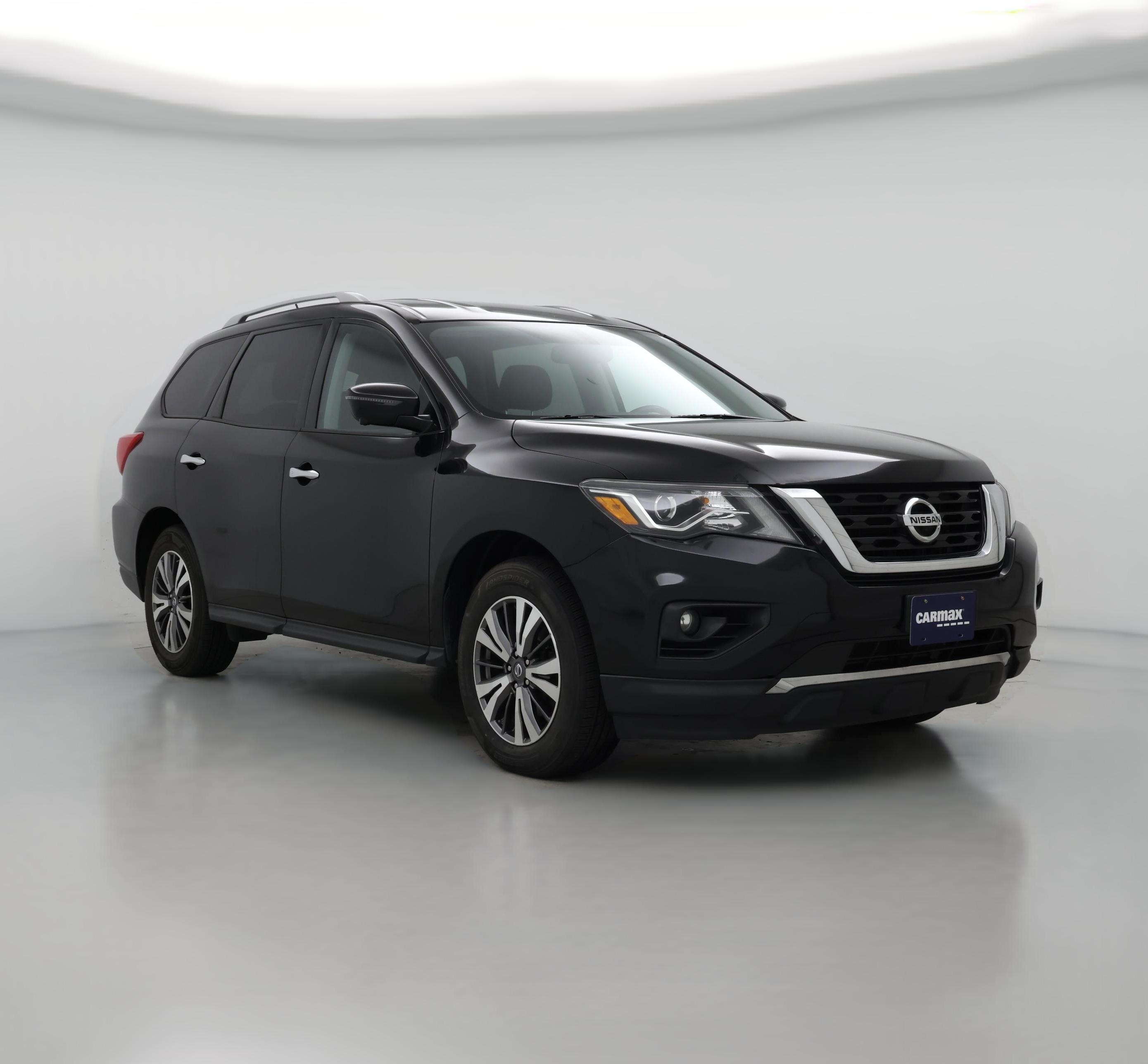 Thumbnail: 2017 Nissan Pathfinder - 1