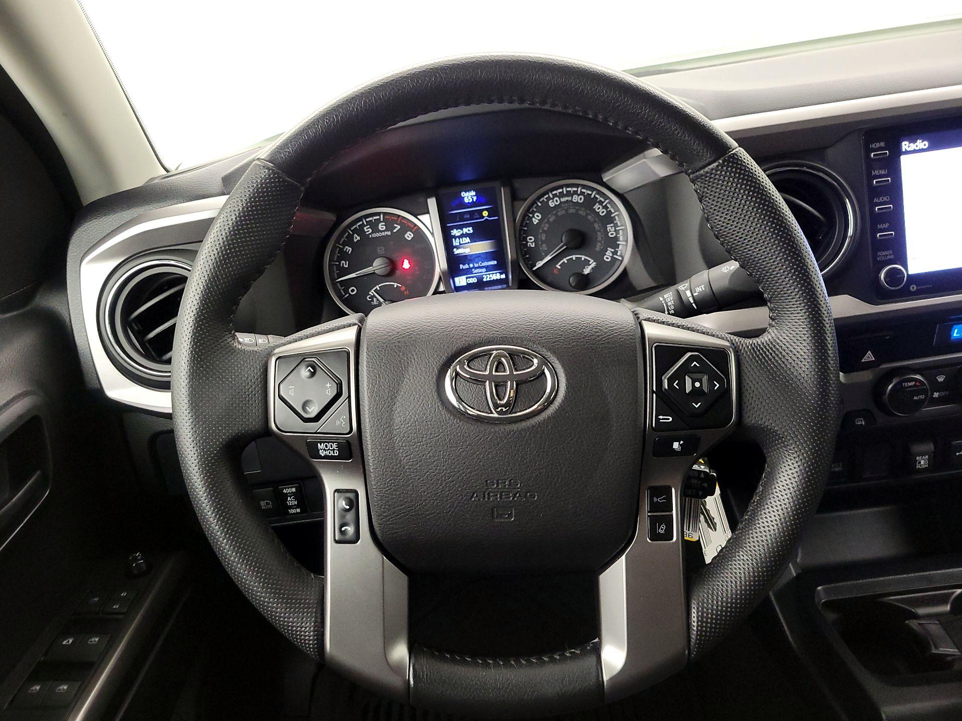 Thumbnail: 2021 Toyota Tacoma - 10